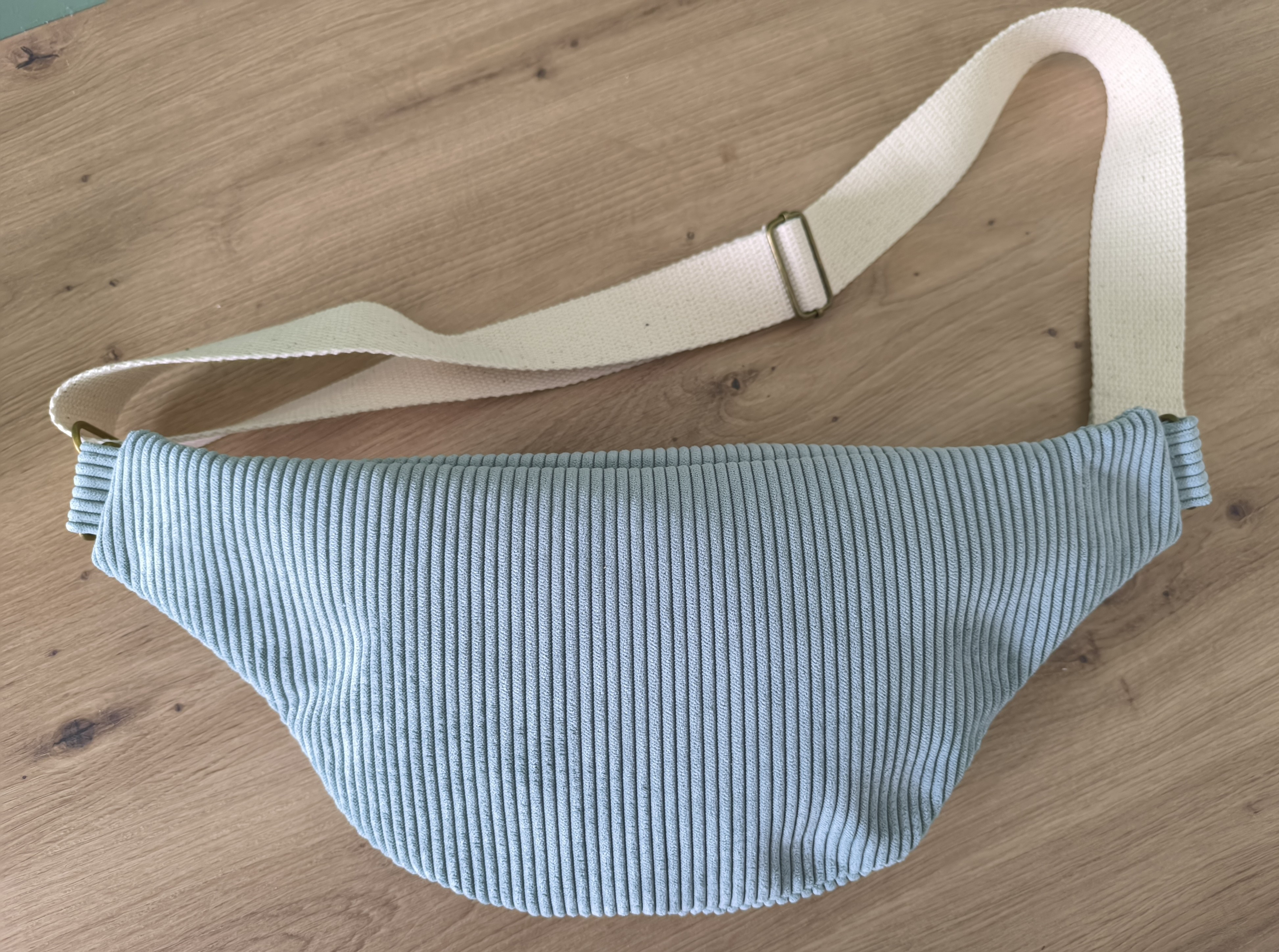 Sac banane GALAXY velours bleu ciel