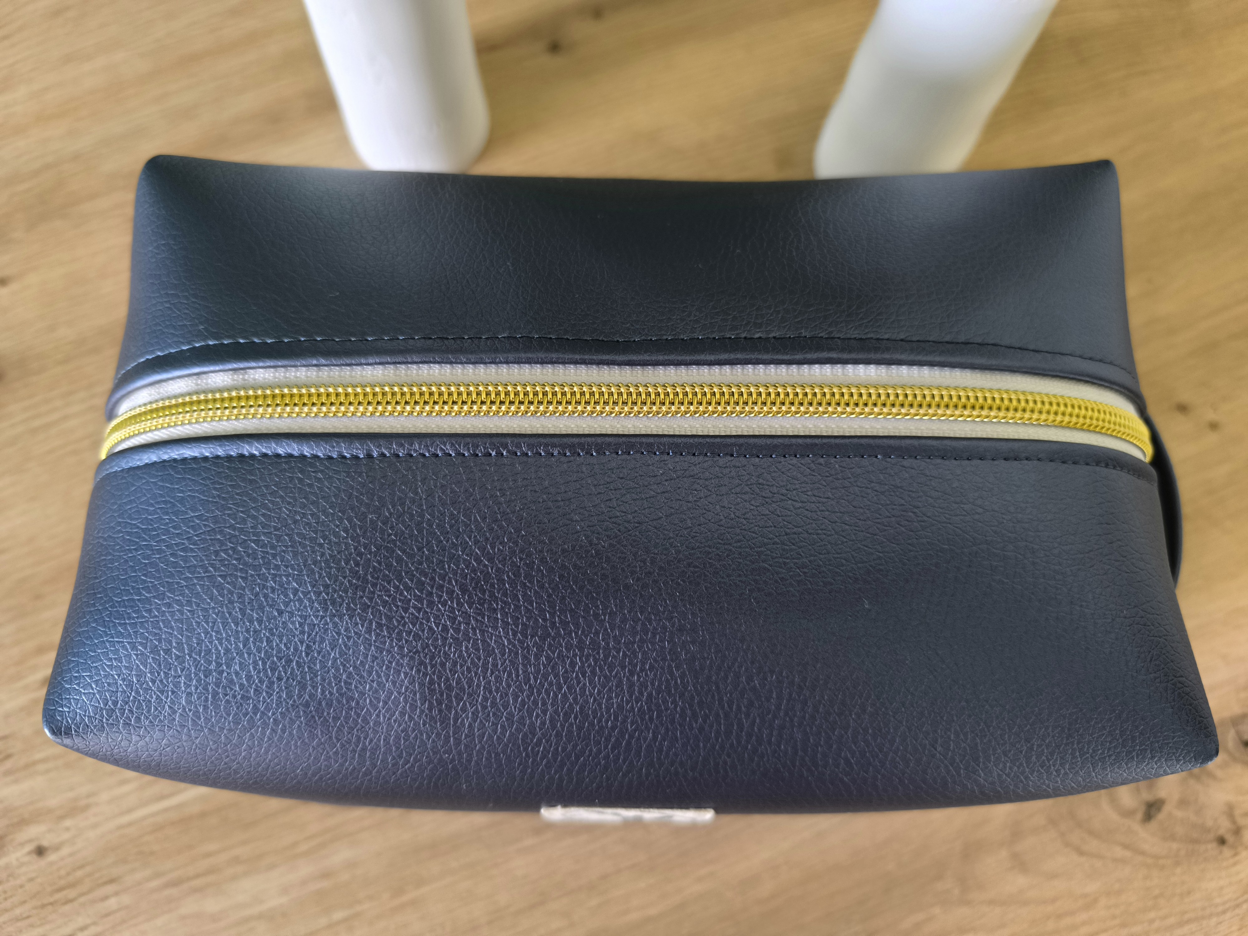 Trousse de toilette COSMIQ en simili cuir bleu nacré