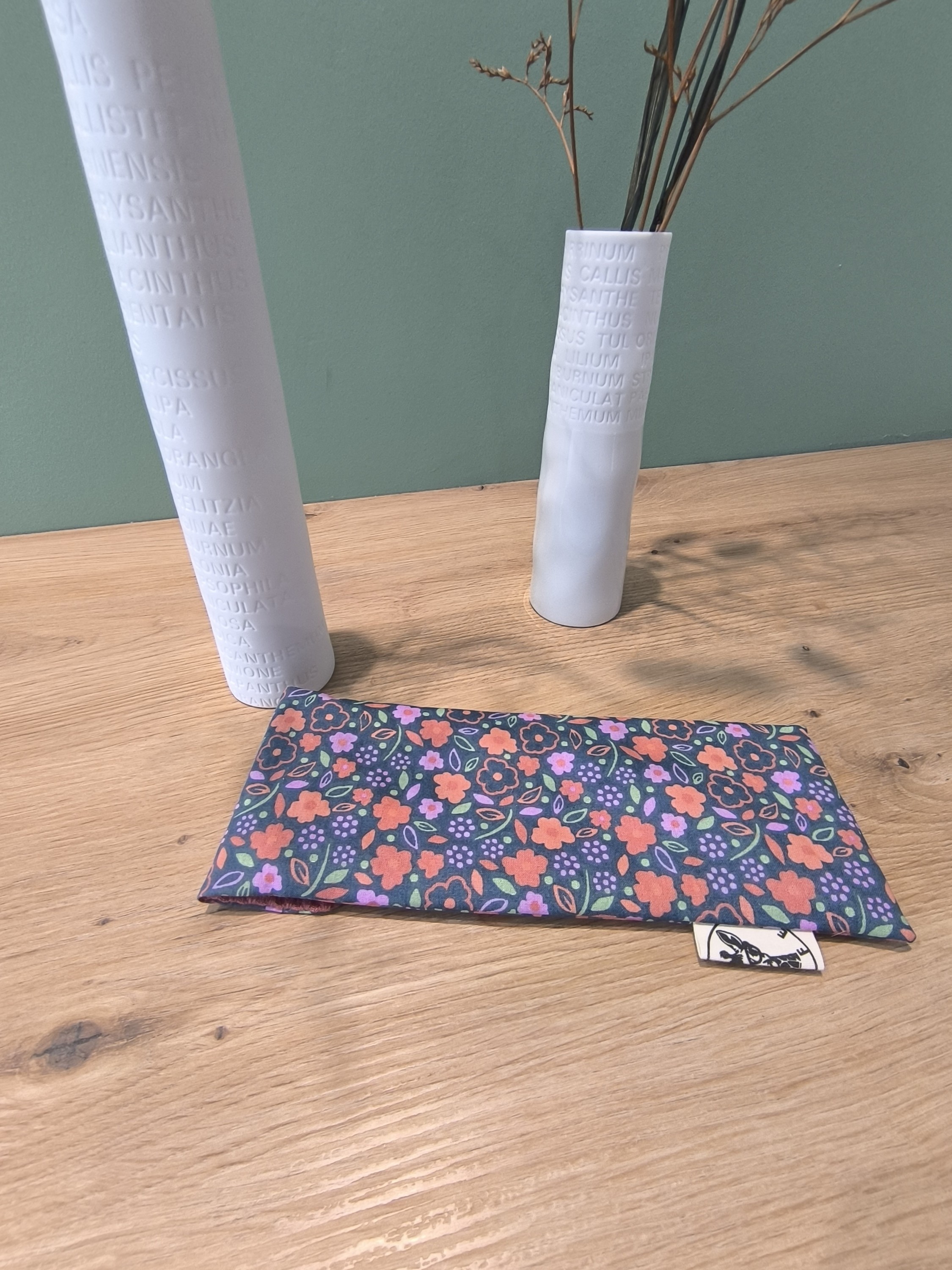 Pochette brosse à dents NEPTUNE gris motifs fleurs