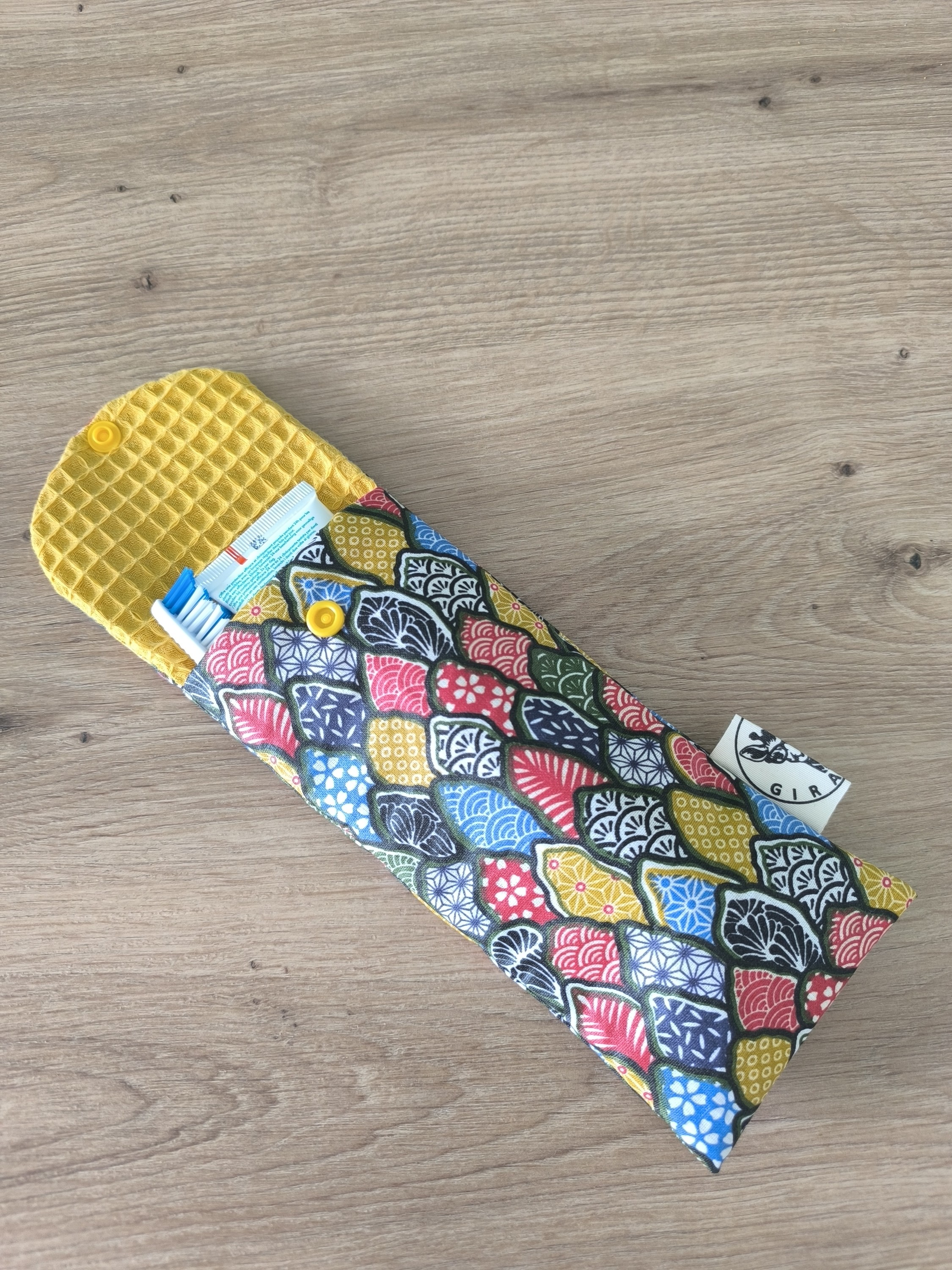 Pochette brosse à dents NEPTUNE graphique multicolore