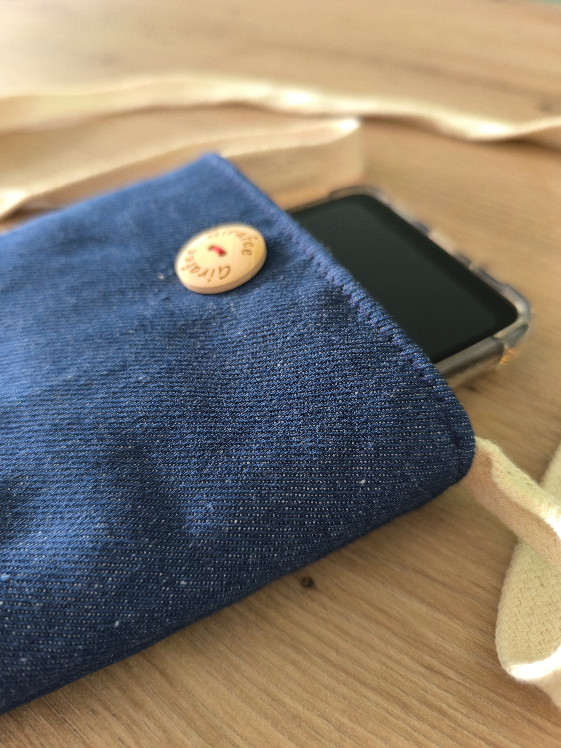 Housses de téléphone portable SATURNE en jean