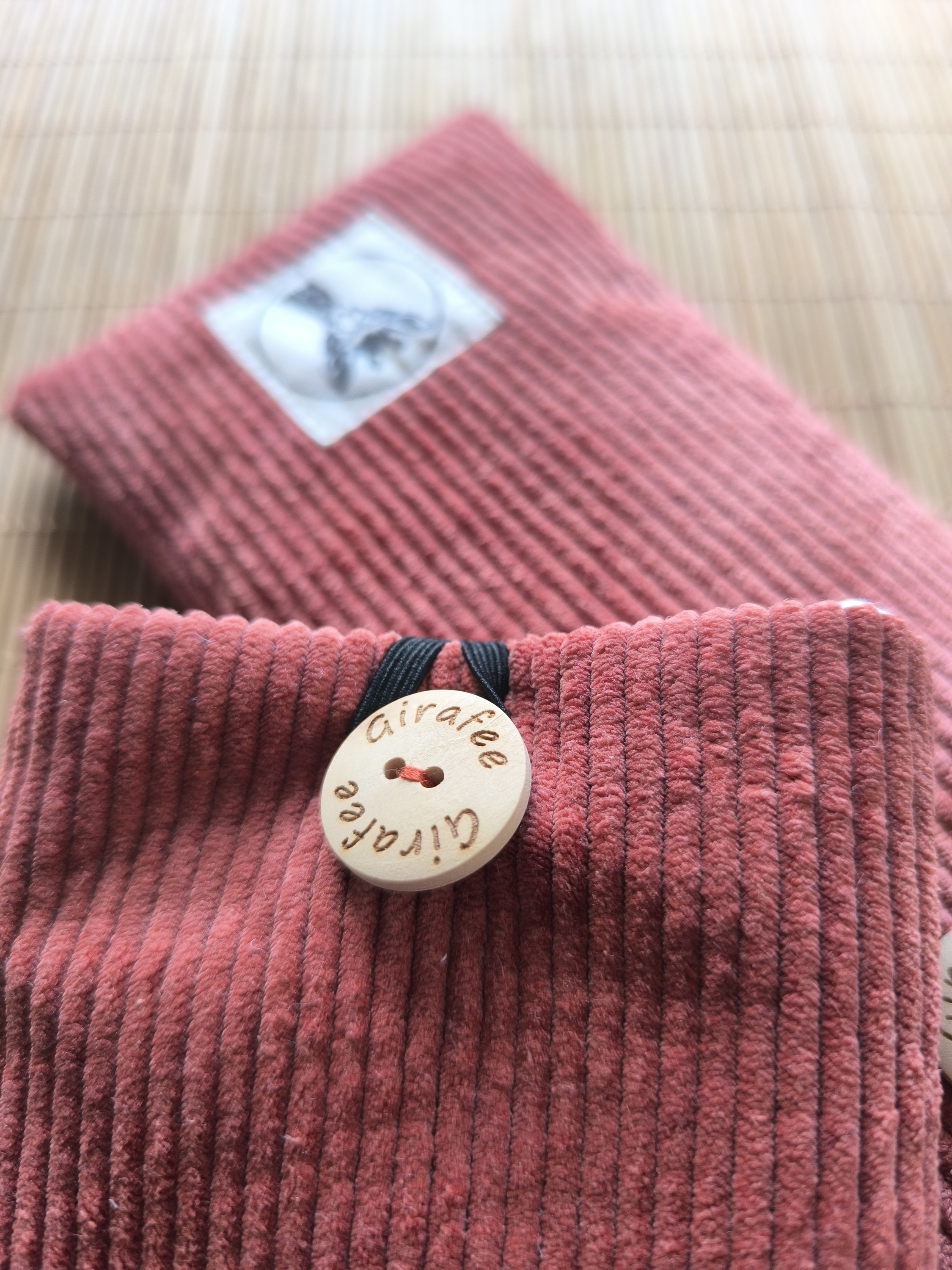 Etui à lunettes PLUTON en velours saumon