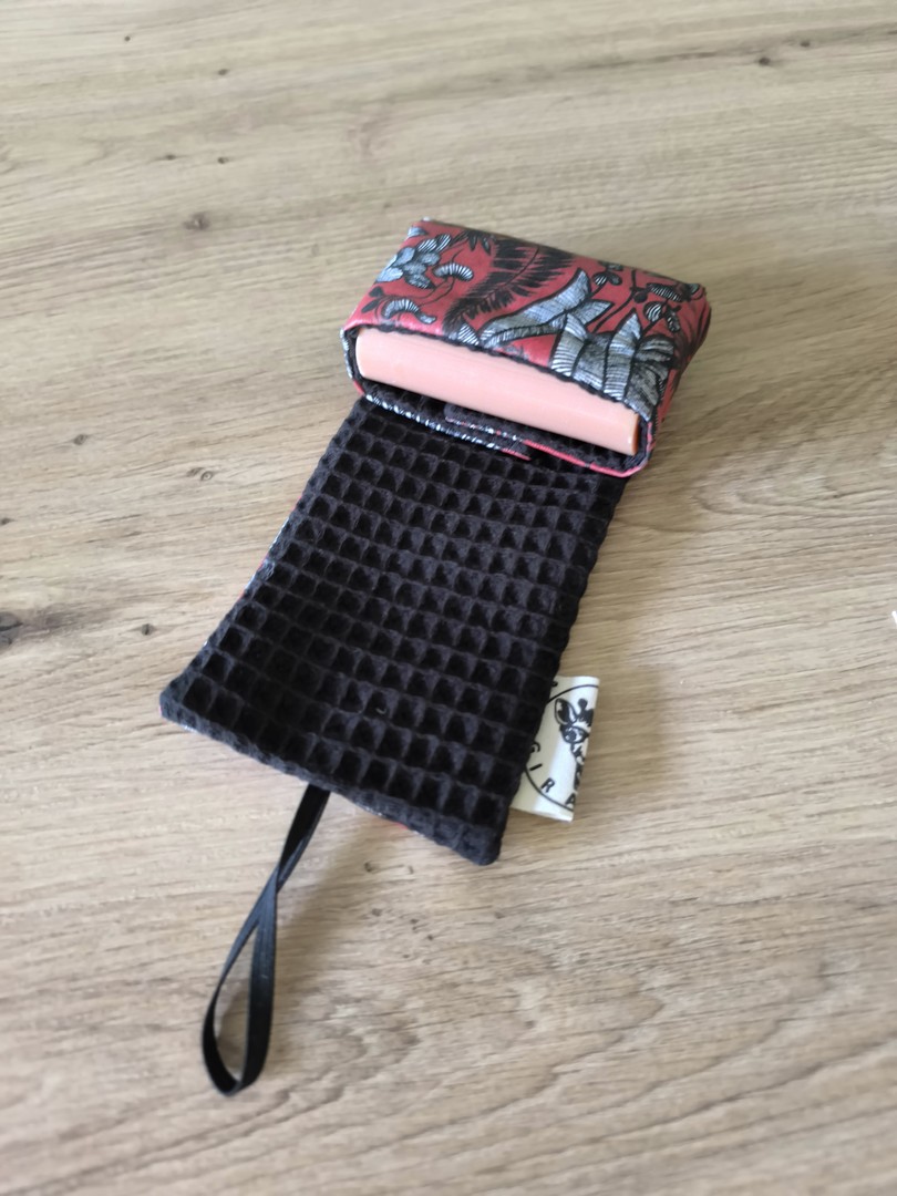 Etui savon COMET bordeaux jungle