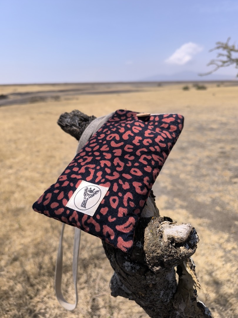 Housses de téléphone portable SATURNE velours Léopard