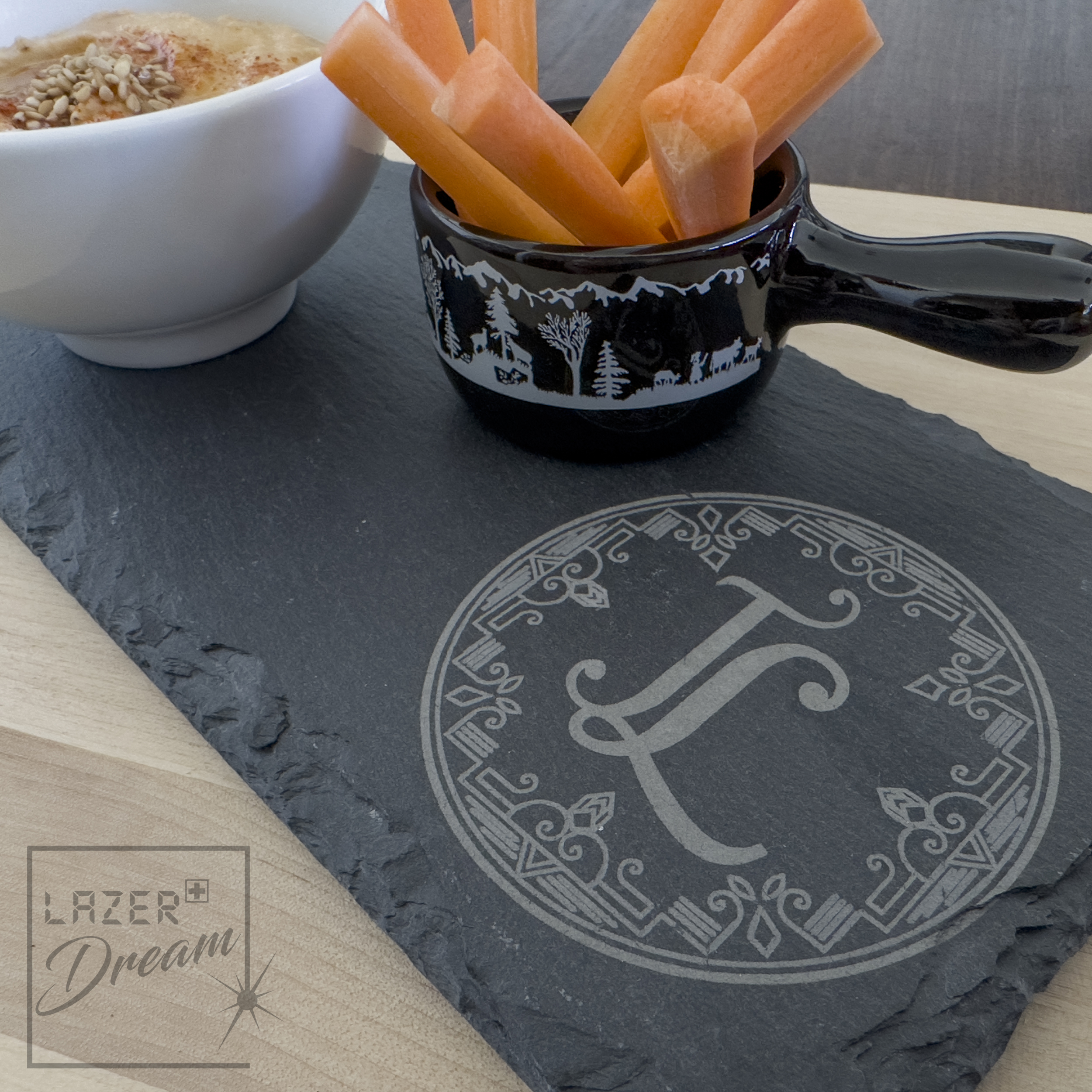 30x11cm Slate board - Customizable / Planche apéro en ardoise personnalisable