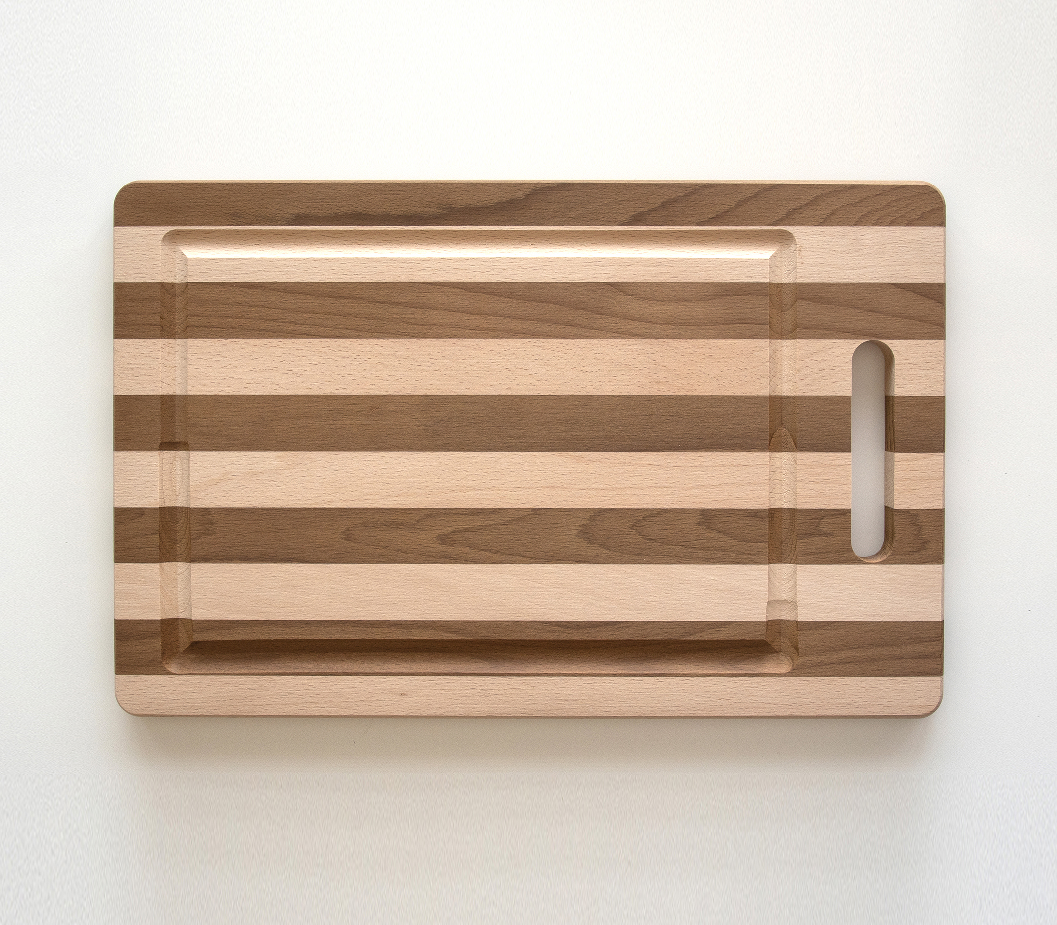 38x24x1.5cm Wooden board in European beech bicolor - Customizable   / Planche à découper en hêtre (EU) bicolor personnalisable