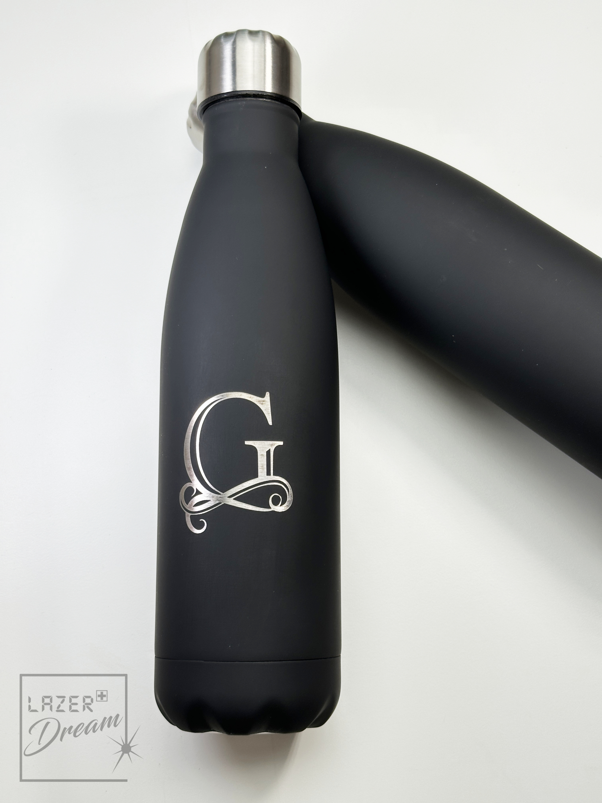 500ml Insulated water bottle - soft touch black / Bouteille isotherme en acier inoxidable noir