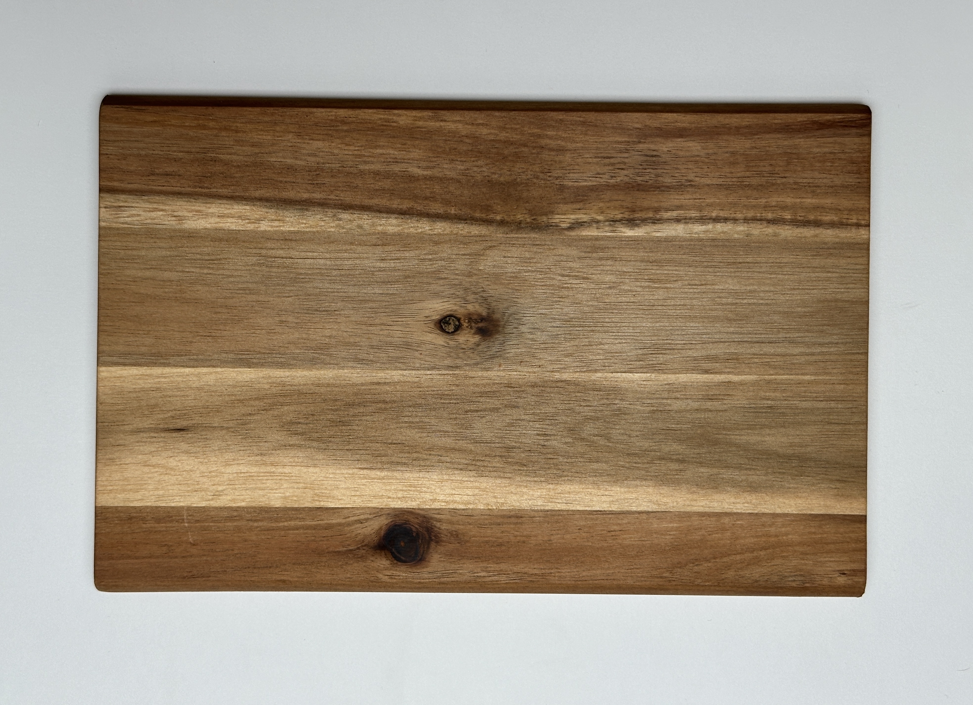 23x15x1cm Wooden board in Acacia - Customizable / Planche à découper en Acacia personnalisable