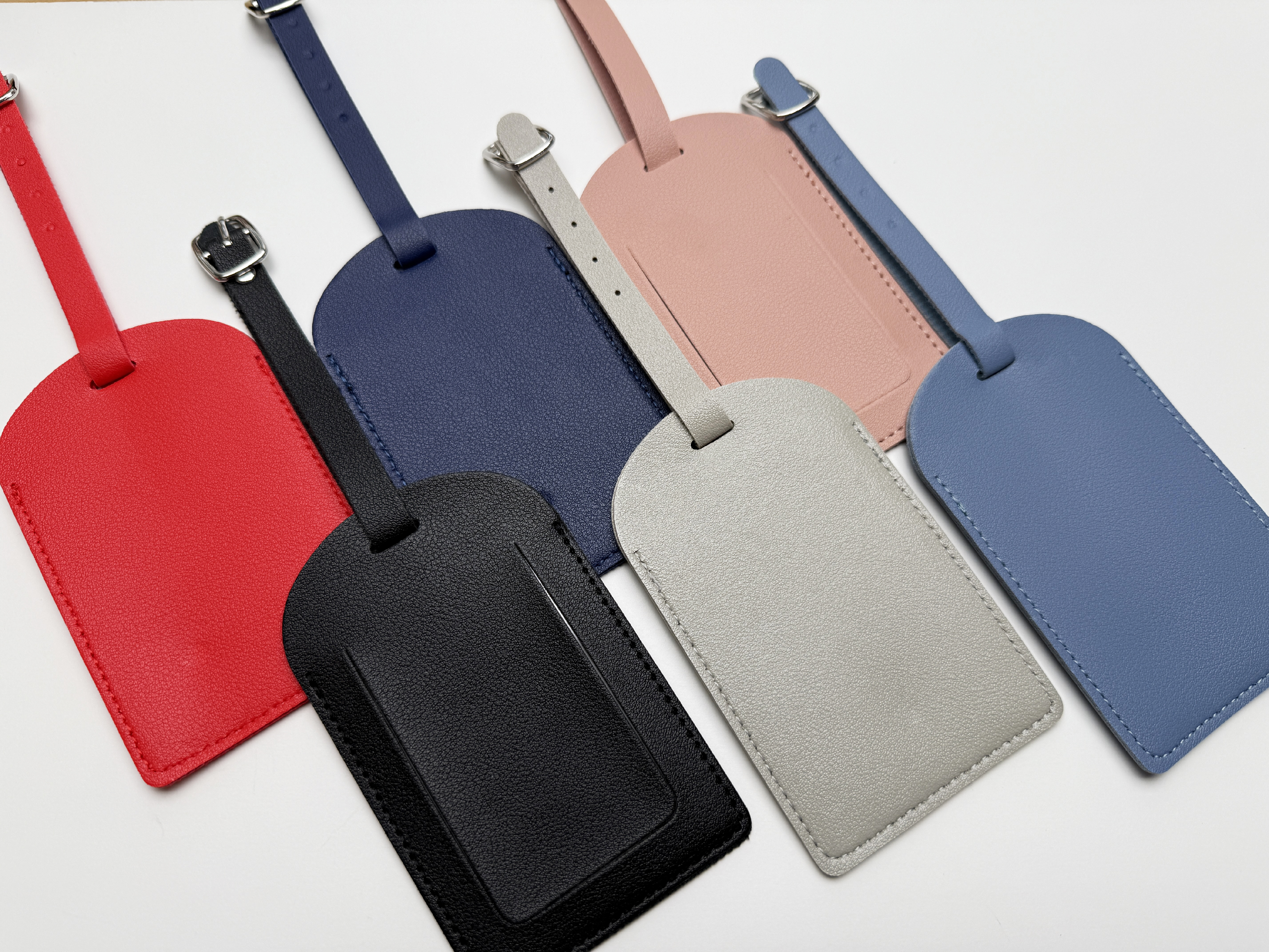 11.2x7.2cm Luggage tag in PU leather - Customizable / Etiquette de baggage en simili cuir personnalisable