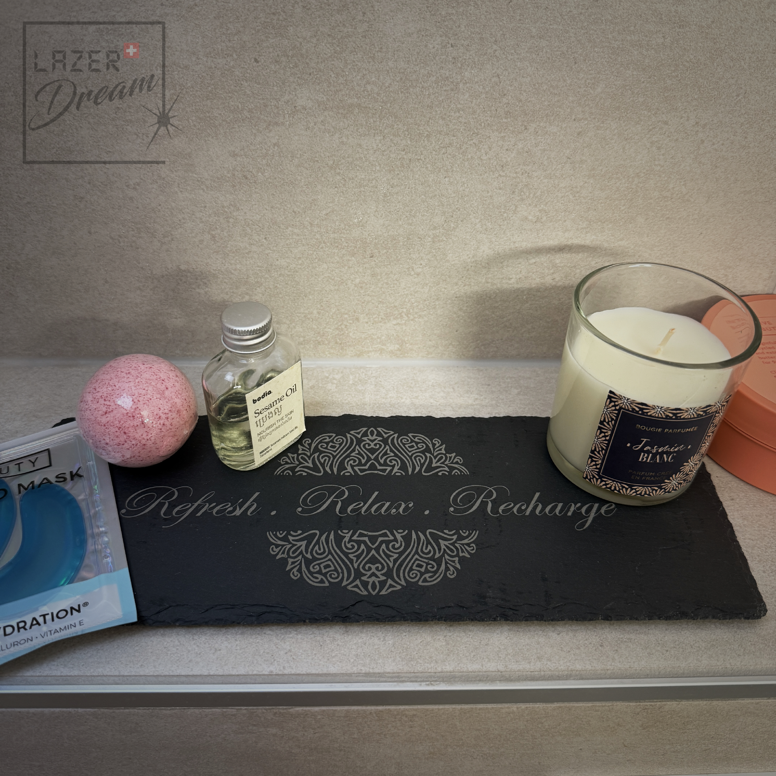 30x11cm Slate board with your logo or design / Ardoise avec motifs votre logo or creation