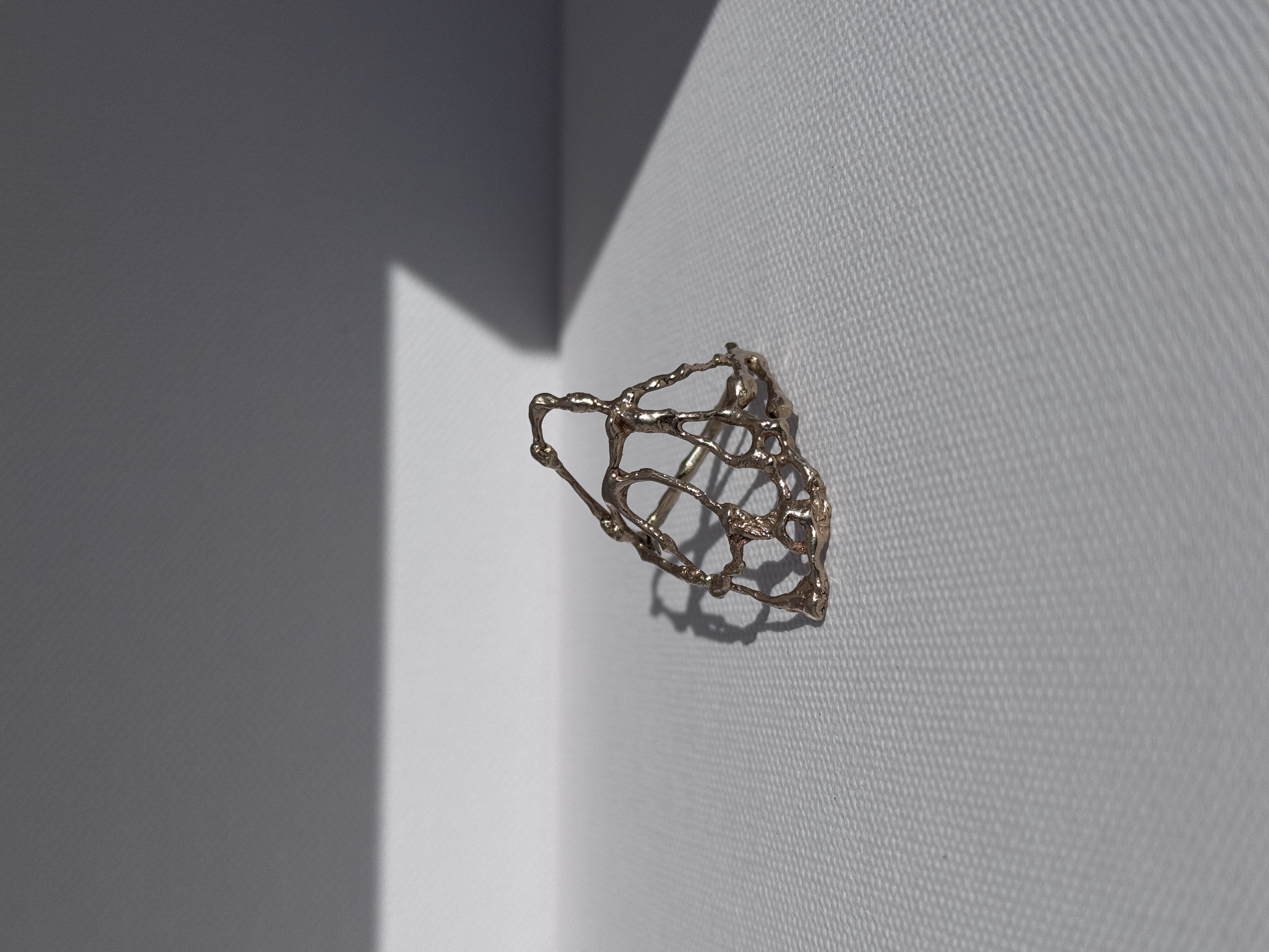 Golden lucky knots