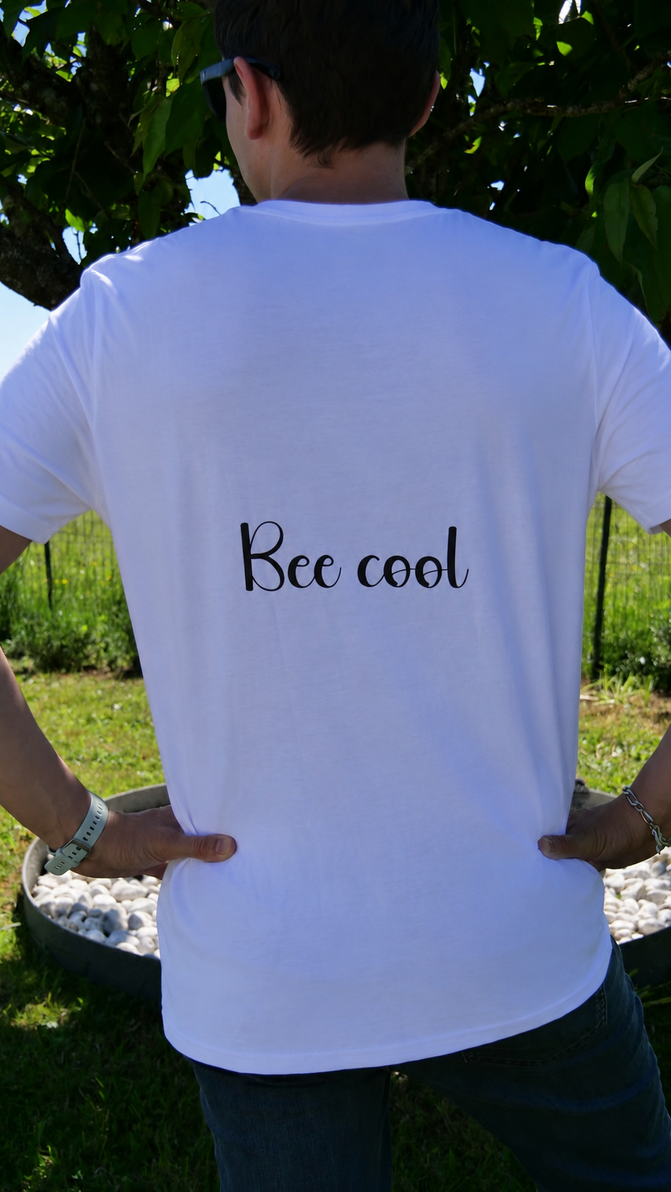 T-shirt "Bee Cool"