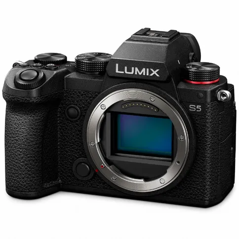 Panasonic Lumix DC-S5