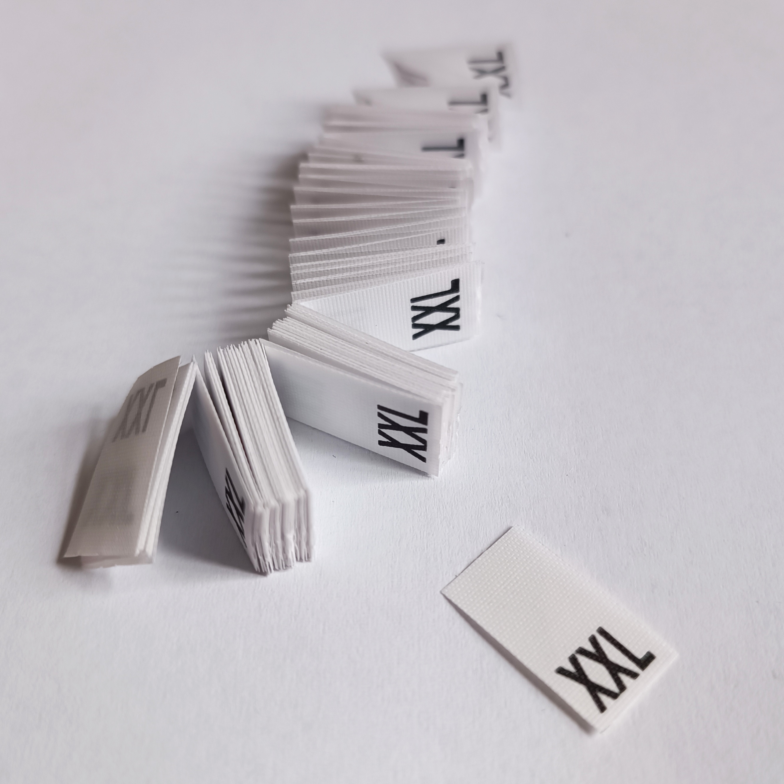 XXL izmēru birkas 200gab.