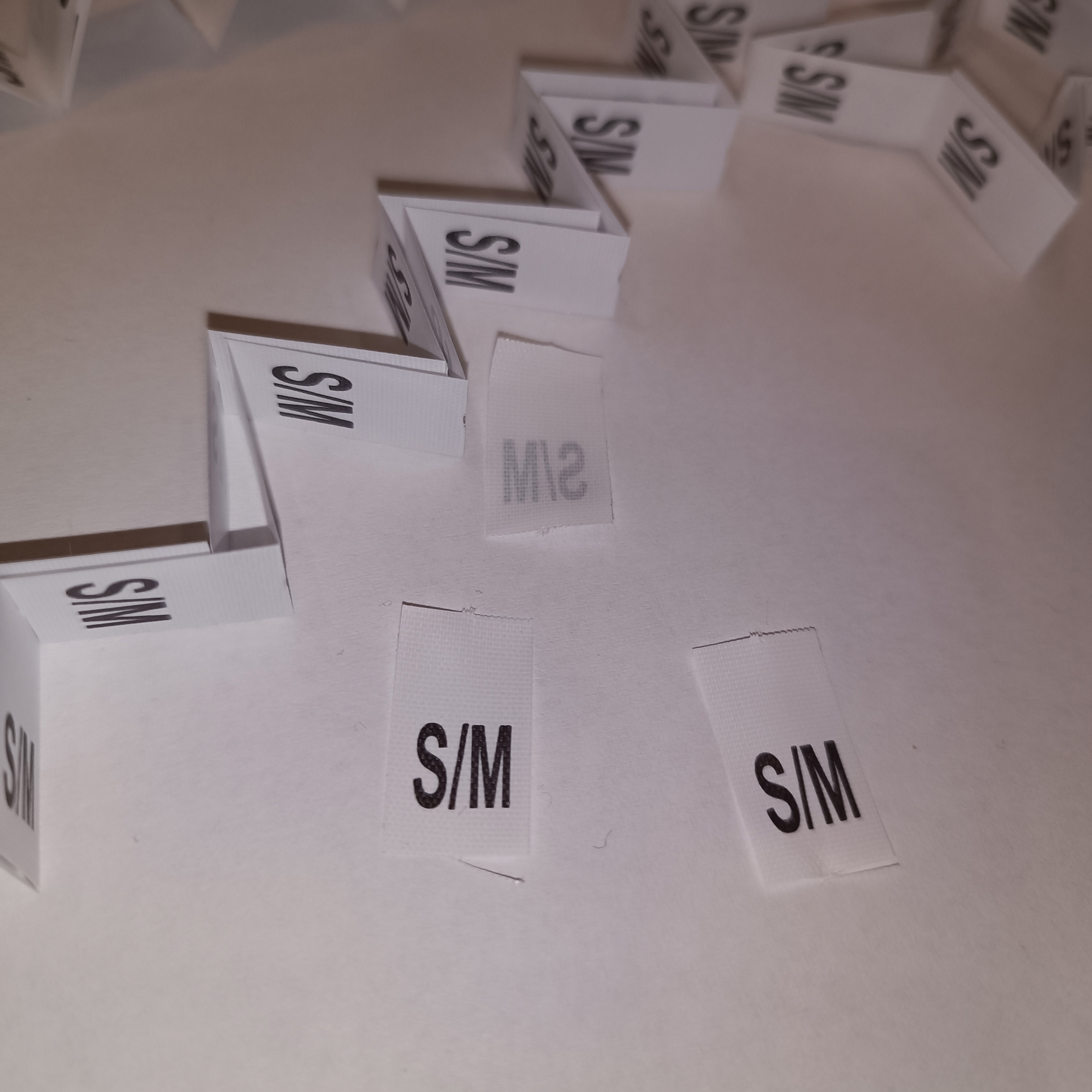 S/M izmēru birkas 200gab.