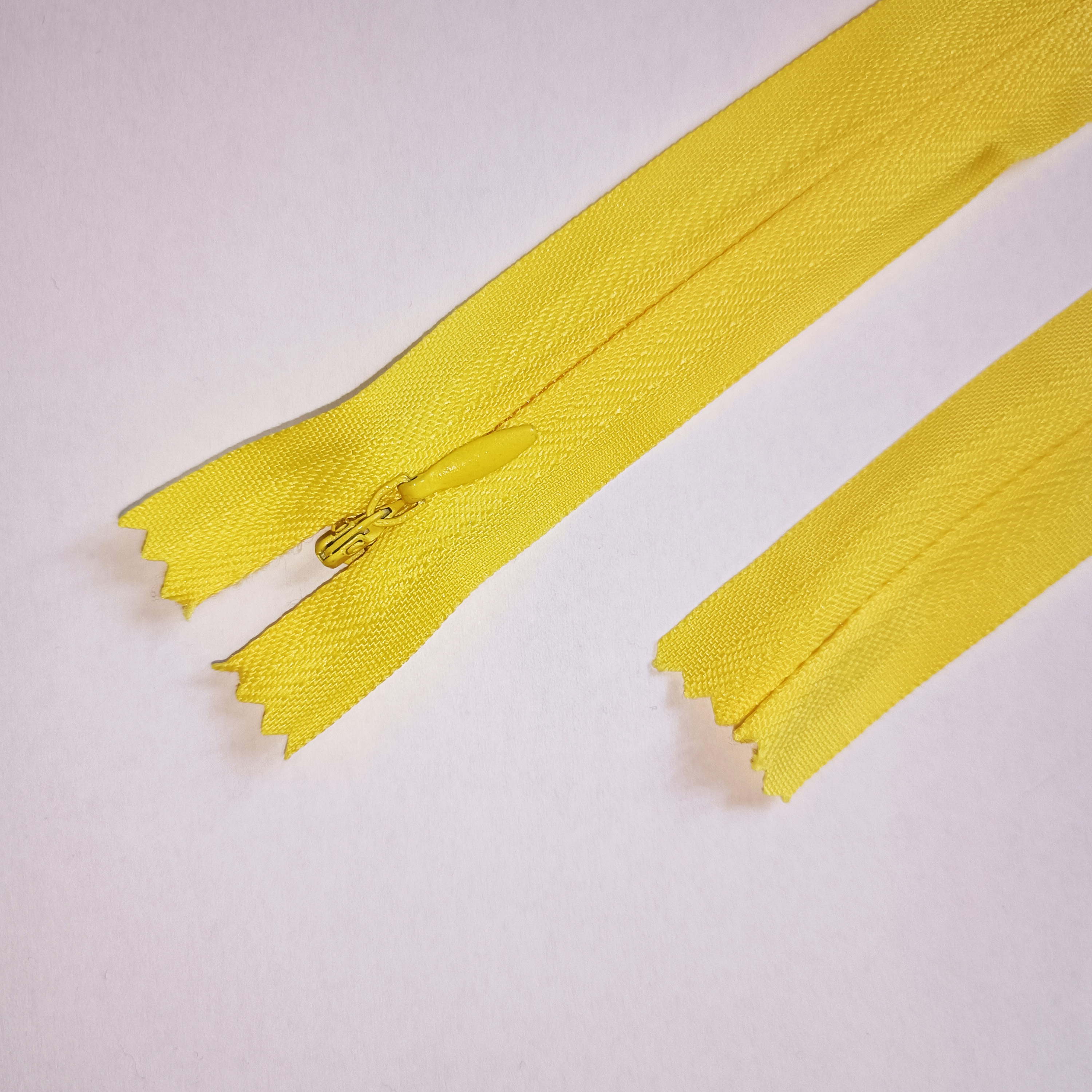 Slēptais rāvējslēdzējs 60cm, Nr.7