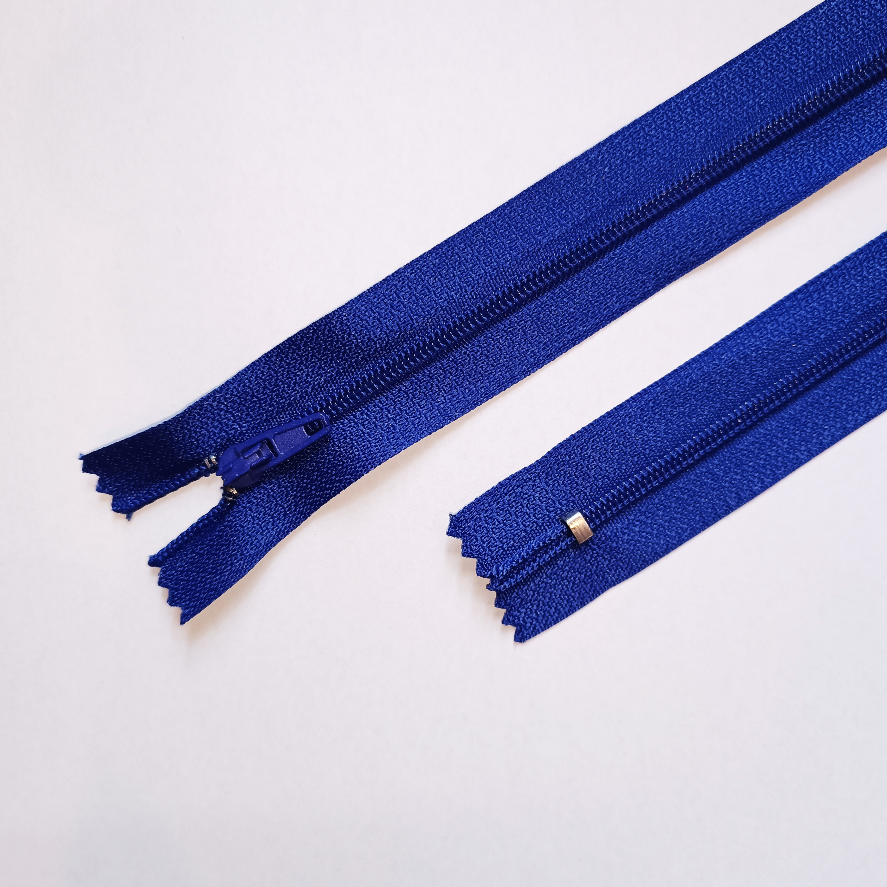 Spirālveida rāvējslēdzējs 20cm, Nr.7