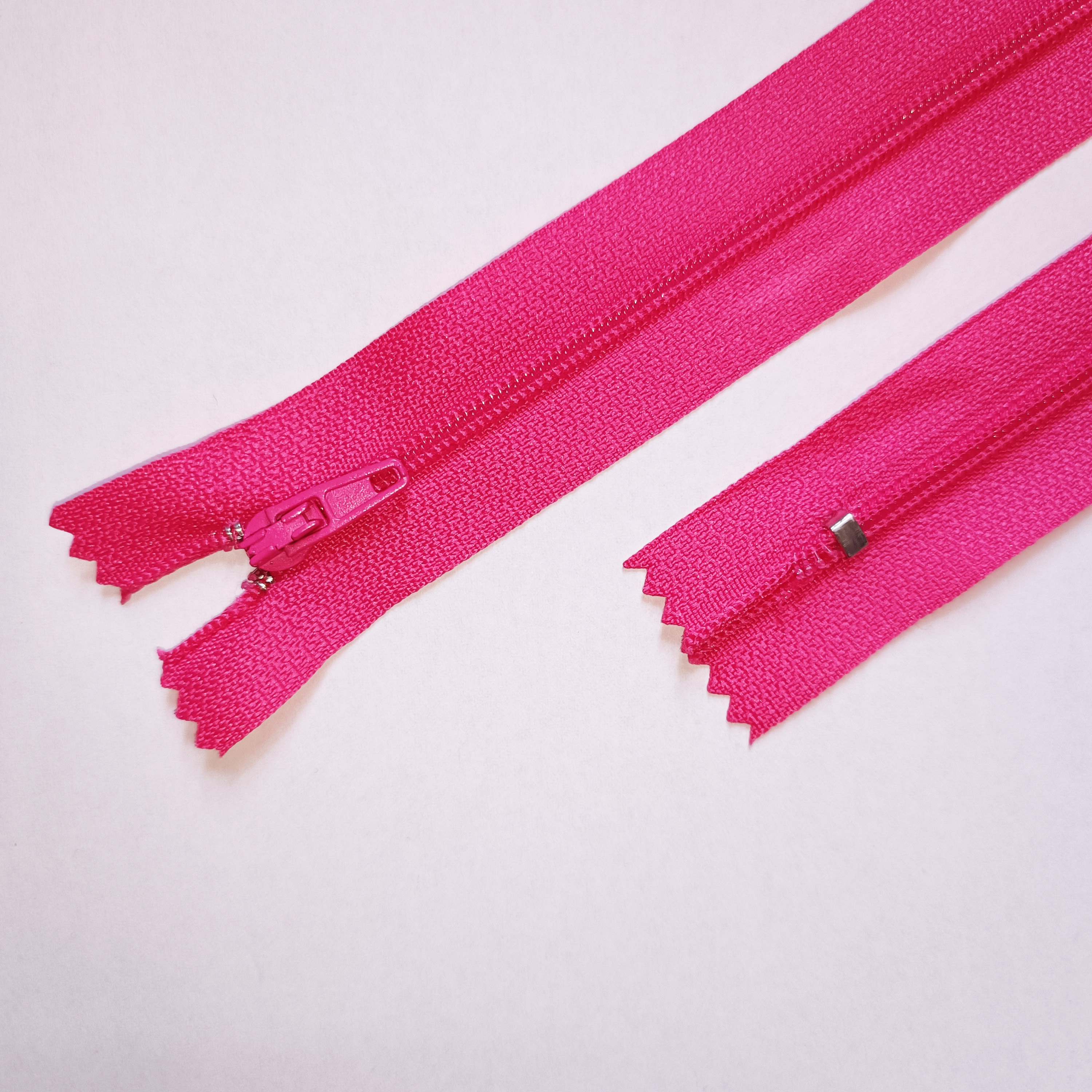 Spirālveida rāvējslēdzējs 20cm, Nr.3