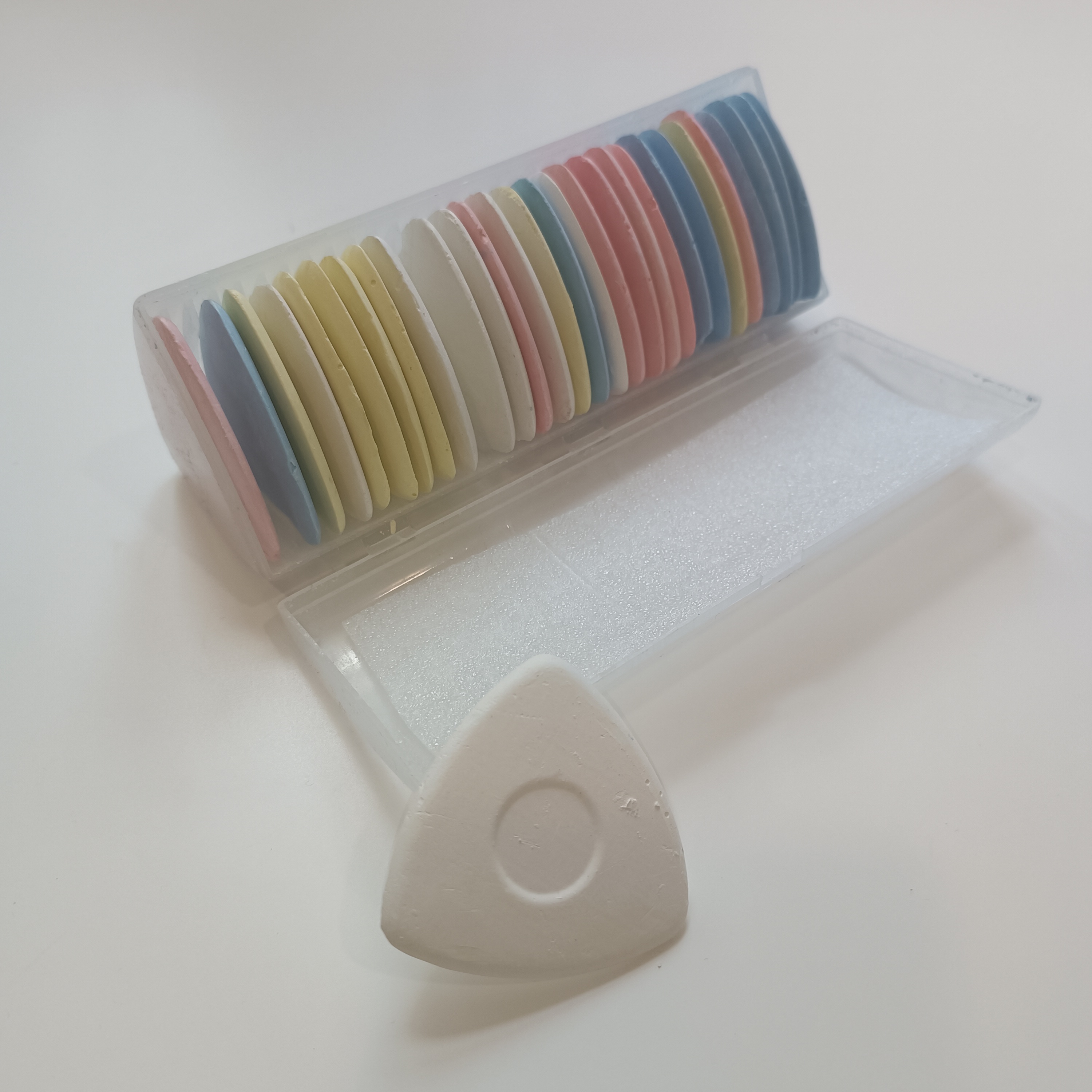 Drēbnieku krīts 30 gab / dažādās krāsas