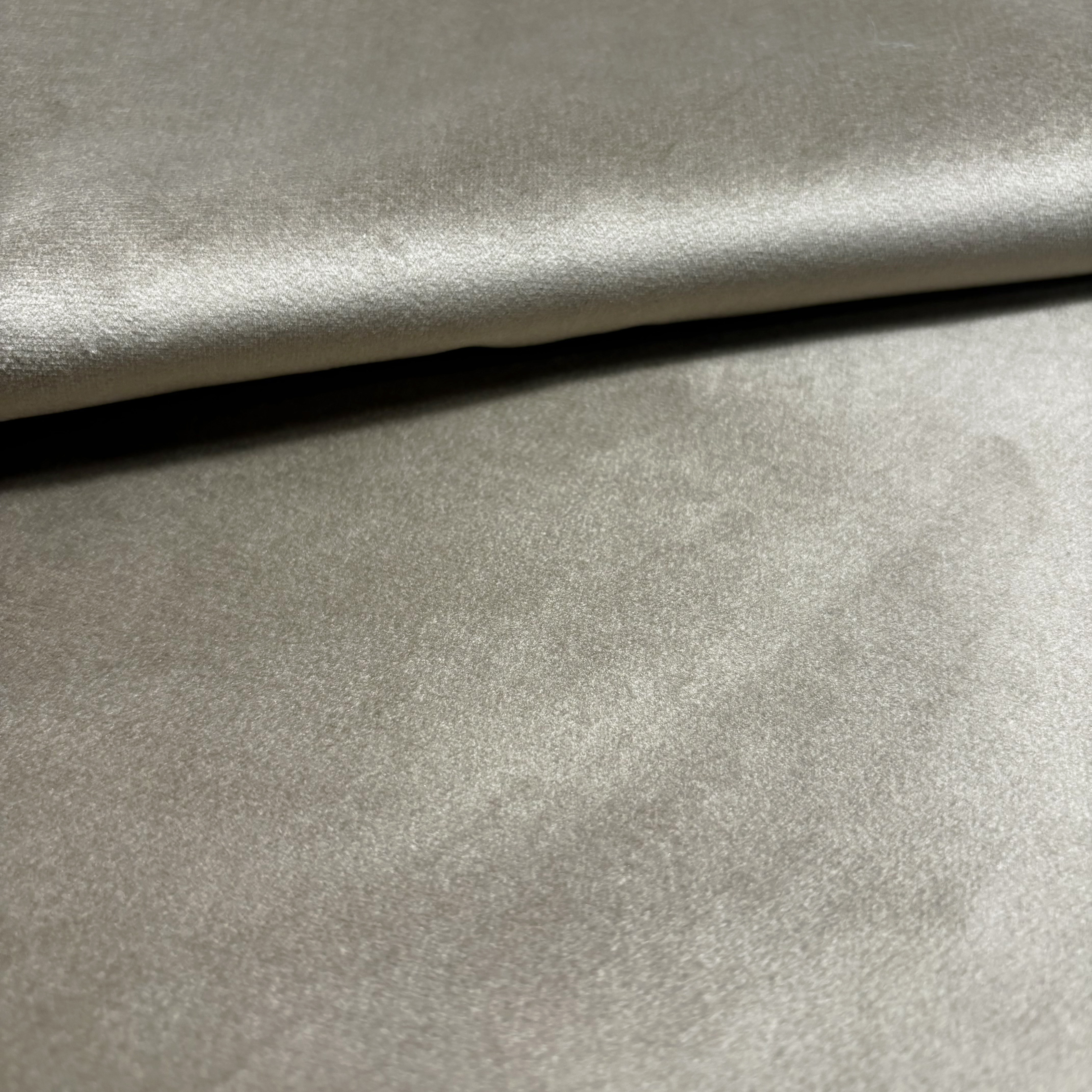 Smilšu krāsas velūrs Nr.40