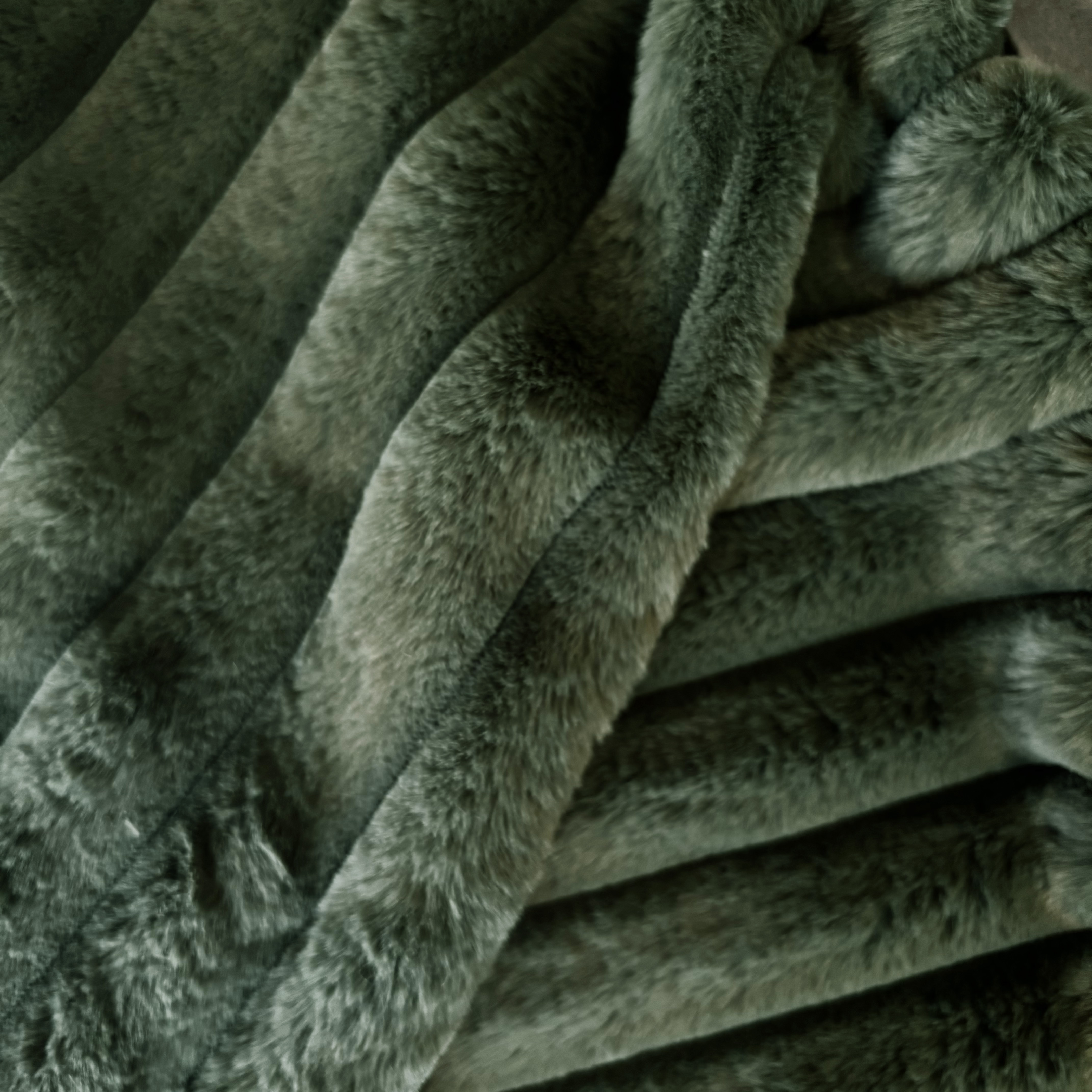 MĀKSLĪGĀ KAŽOKĀDA 77 zaļš