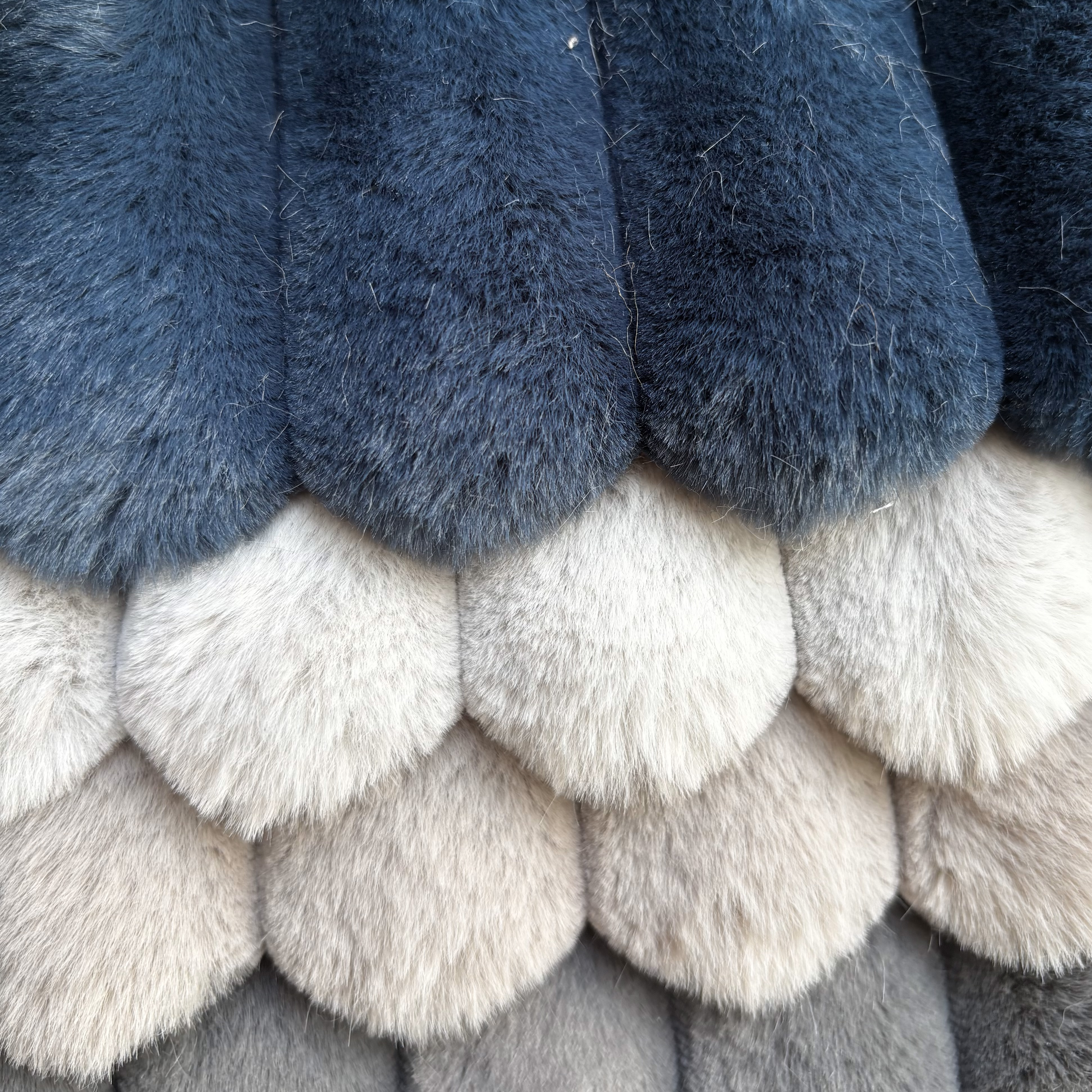 MĀKSLĪGĀ KAŽOKĀDA 86 tumši zils