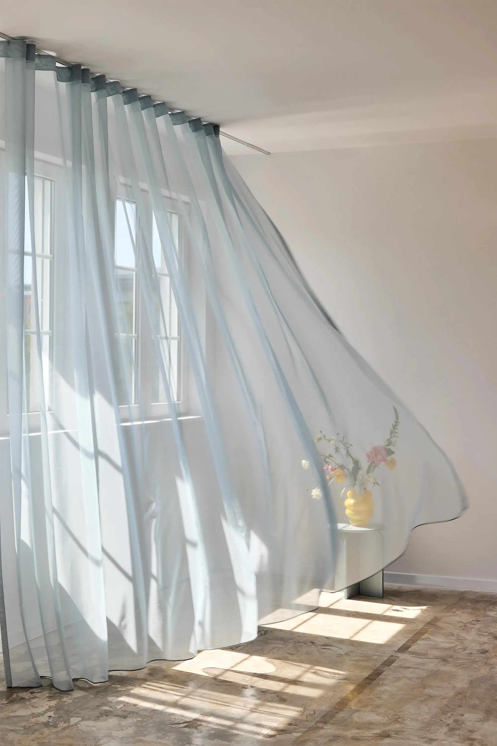 Firanki z lekkiego materiału