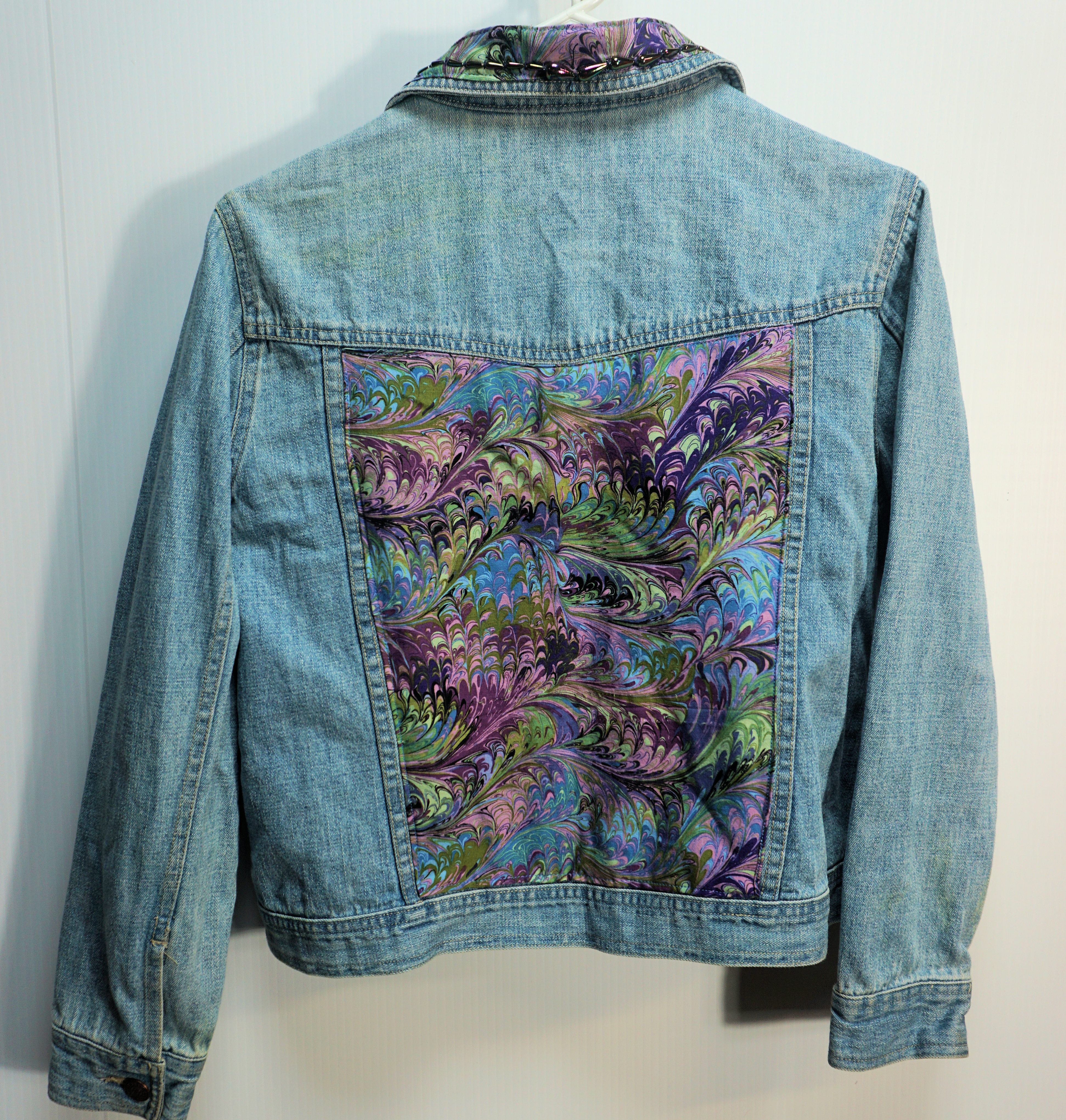 Swirl Adult Jacket