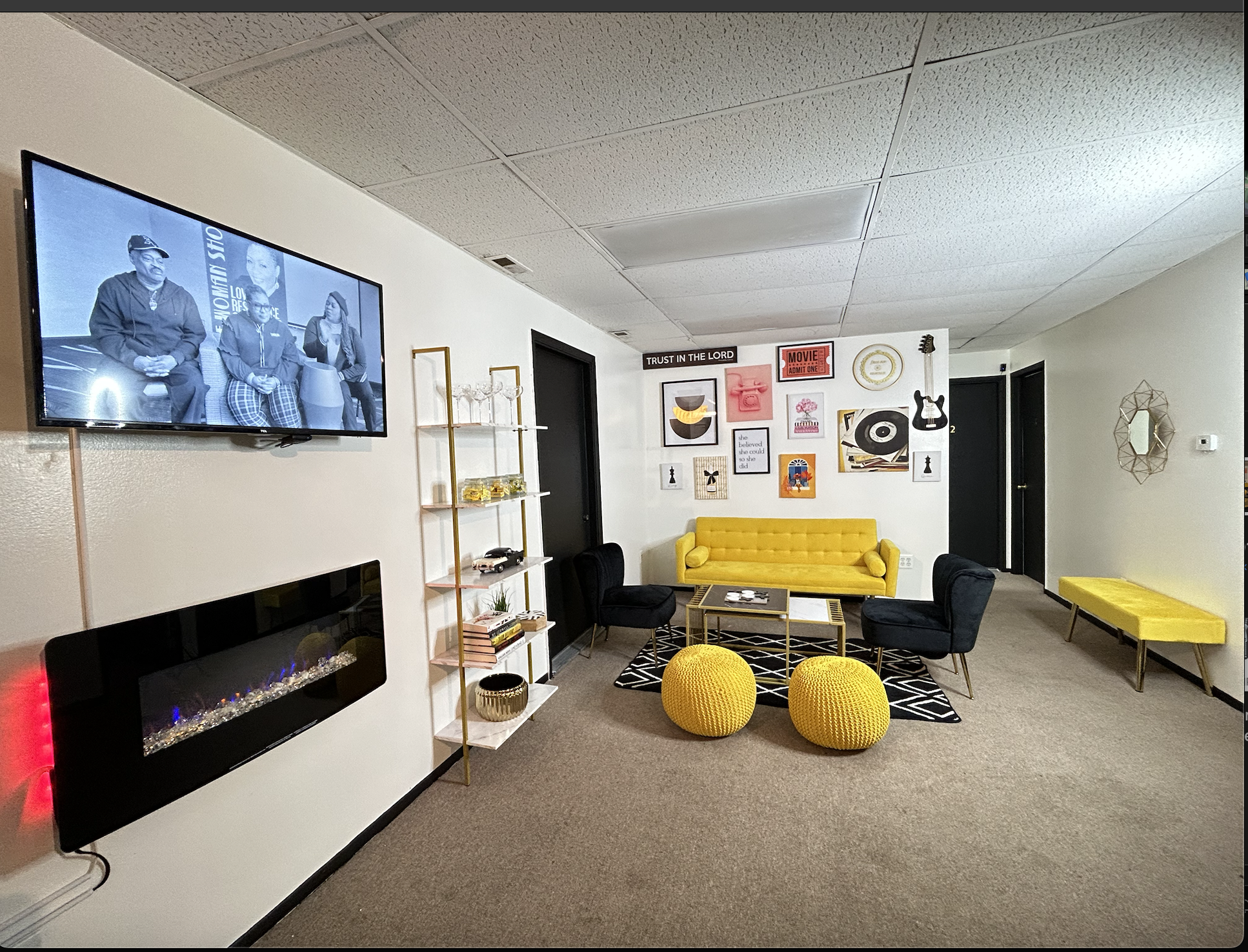 Booking Deposit | 8 hour Special Rate $399 : Weekend Rental Friday-Saturday| MLBC Living Room Event Space 