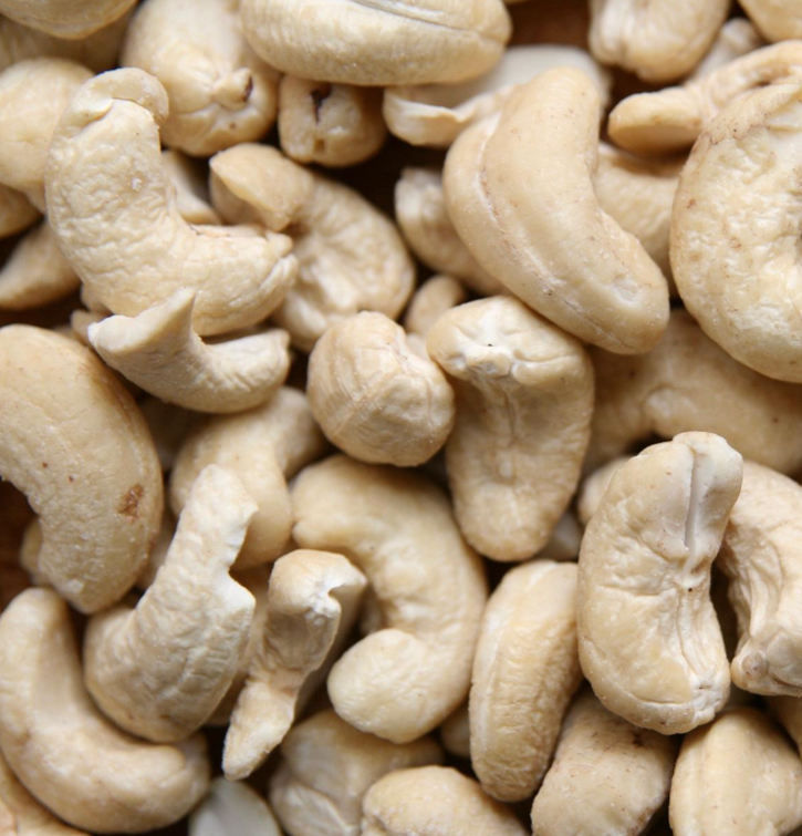 Peeled cashew