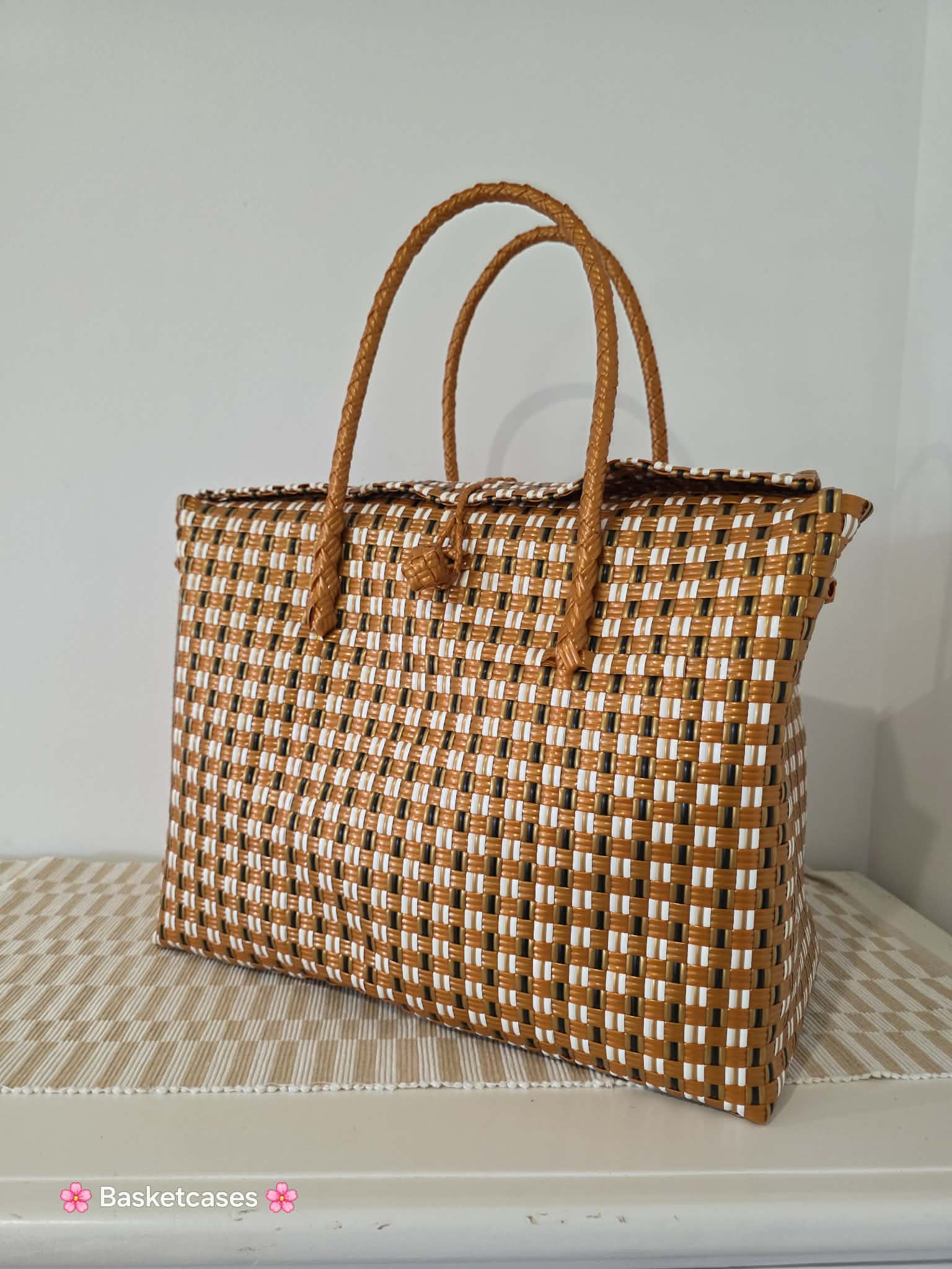 Boxy Bag XXL with Closing Lid