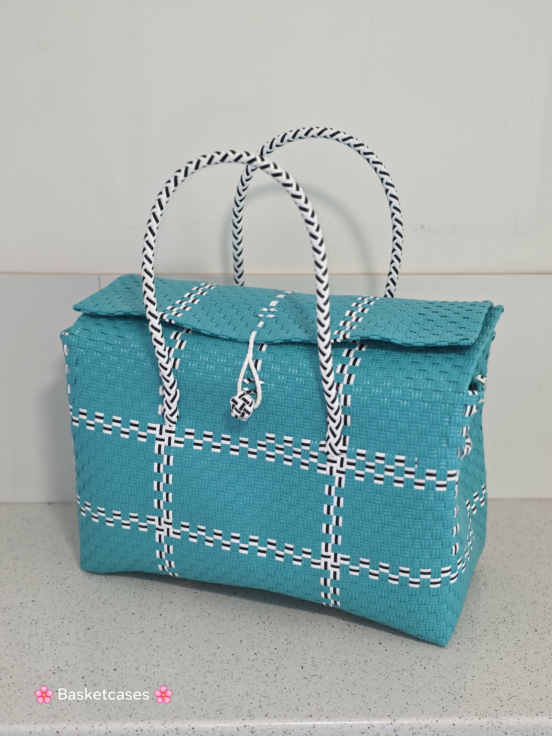 Boxy Bag XXL with Closing Lid