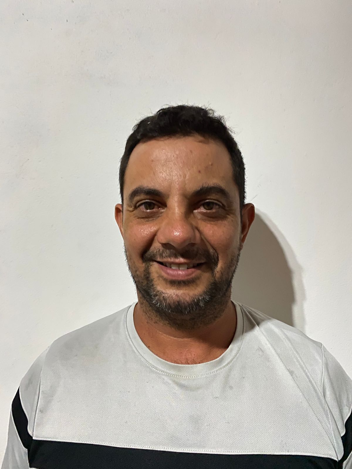 (0072-1) Gonzalo Paz