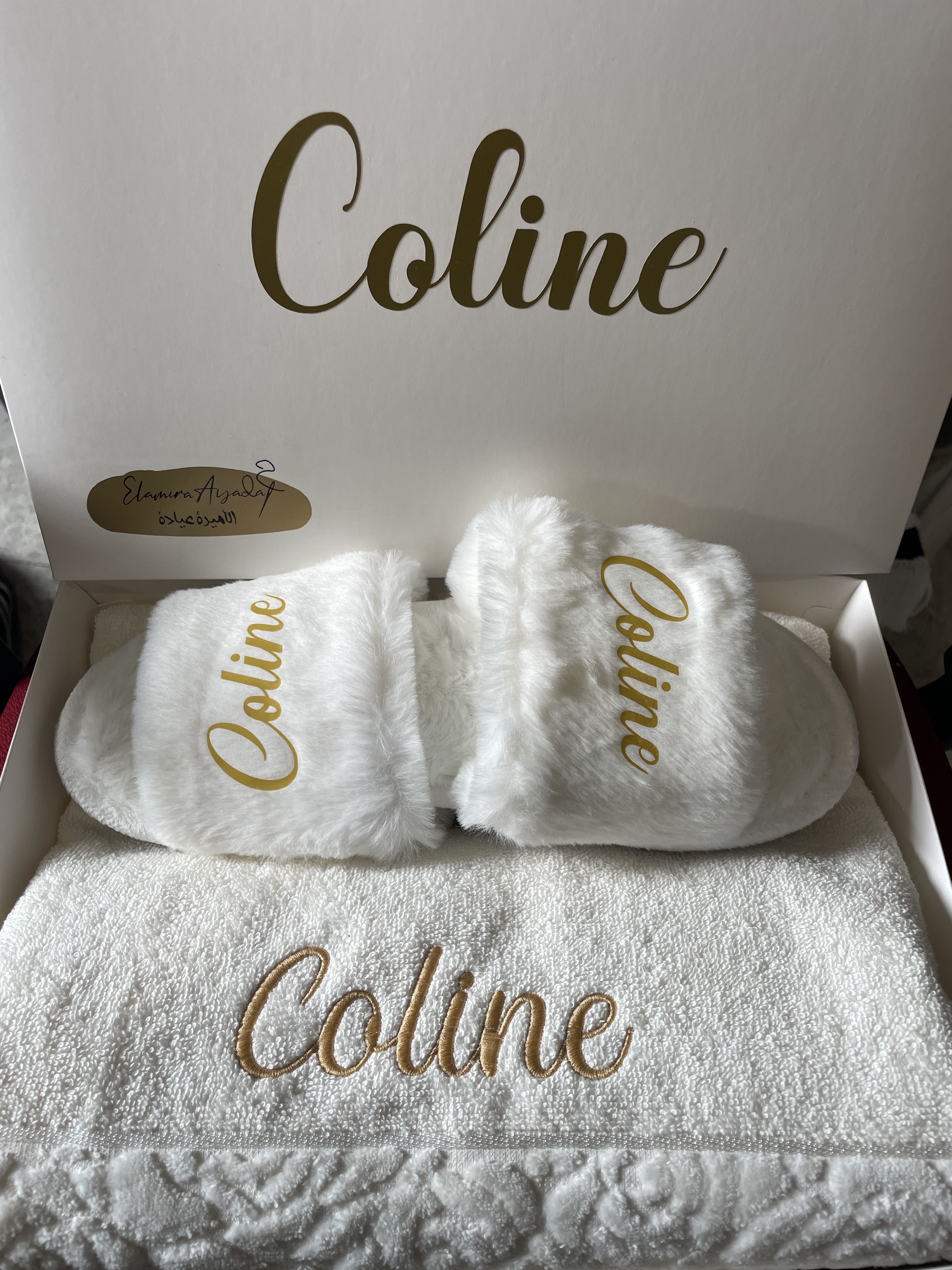 Coffret Serviette et Chaussons Personnalisés
