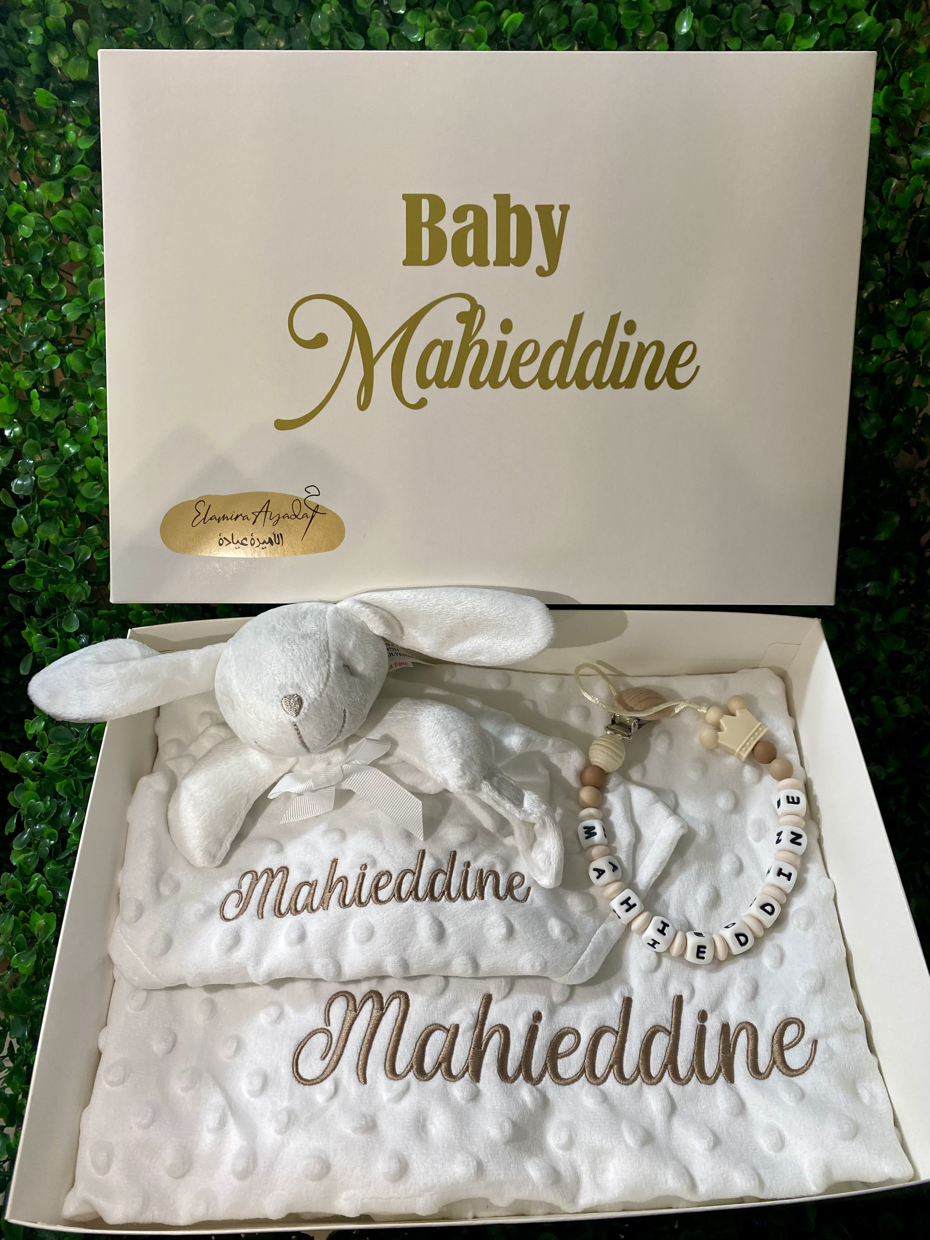 Coffret Naissance Personnalisé - Attache tétine, Doudou & Plaid