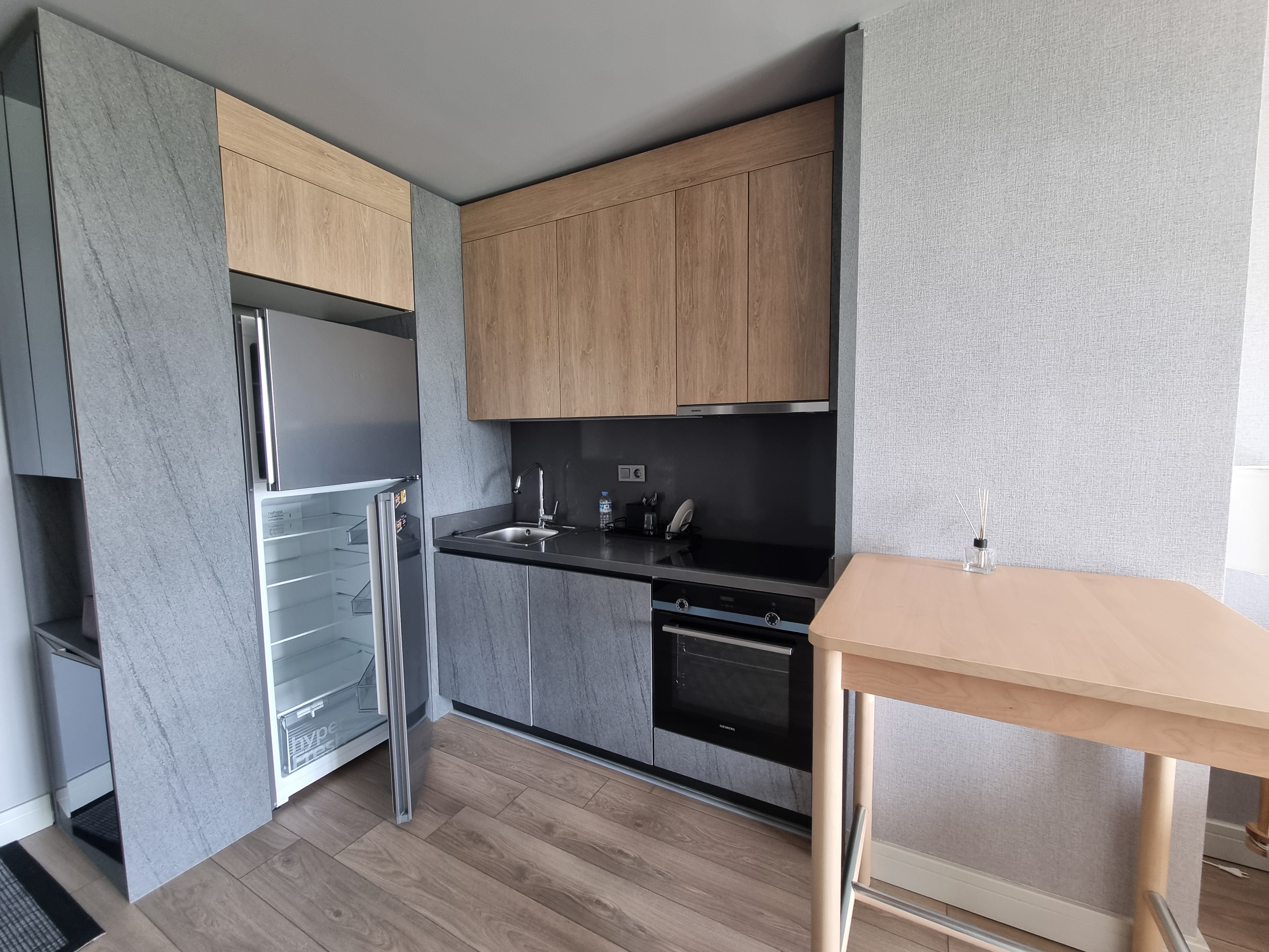 MARS ANKARA'DAN VELUX ANKARA'DA FULL IKEA ESYALI SATILIK TERASLI 1+1 DAIRE