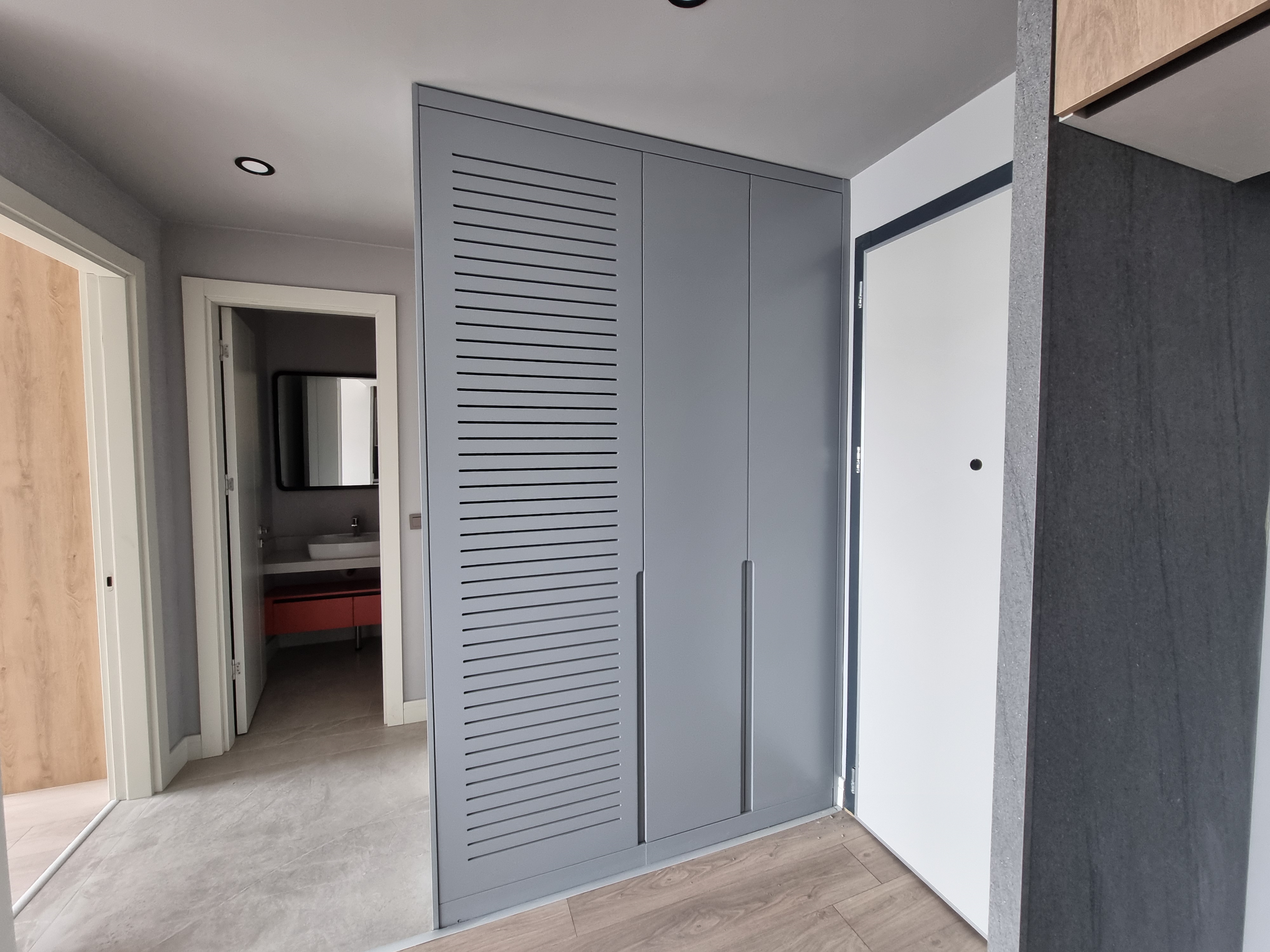 MARS ANKARA'DAN VELUX ANKARA'DA KIRALIK MANZARALI 1+1 DAIRE