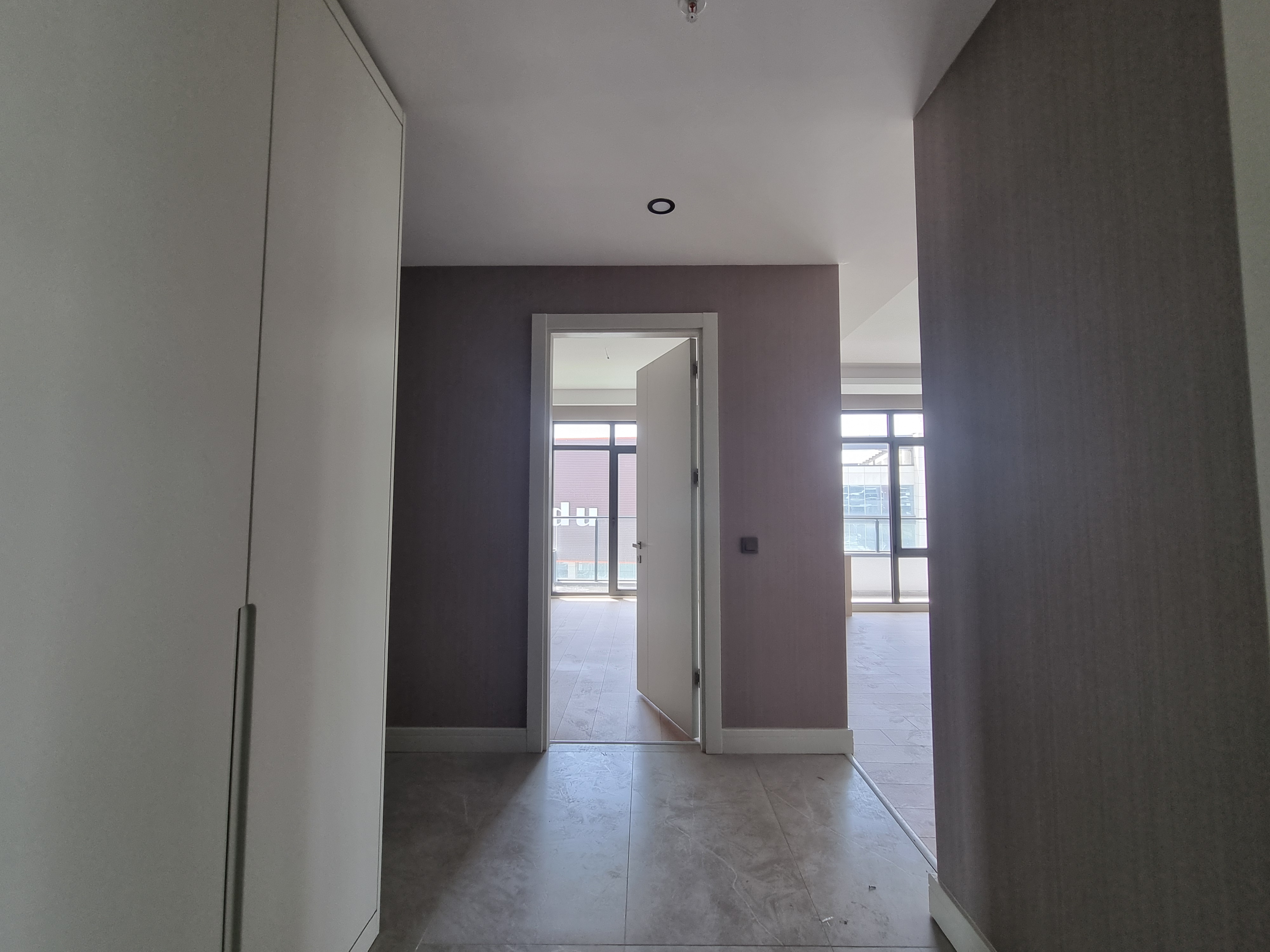 MARS ANKARA'DAN VELUX ANKARA'DA REZIDANS BOLUMUNDA KIRALIK 4+1 DAIRE