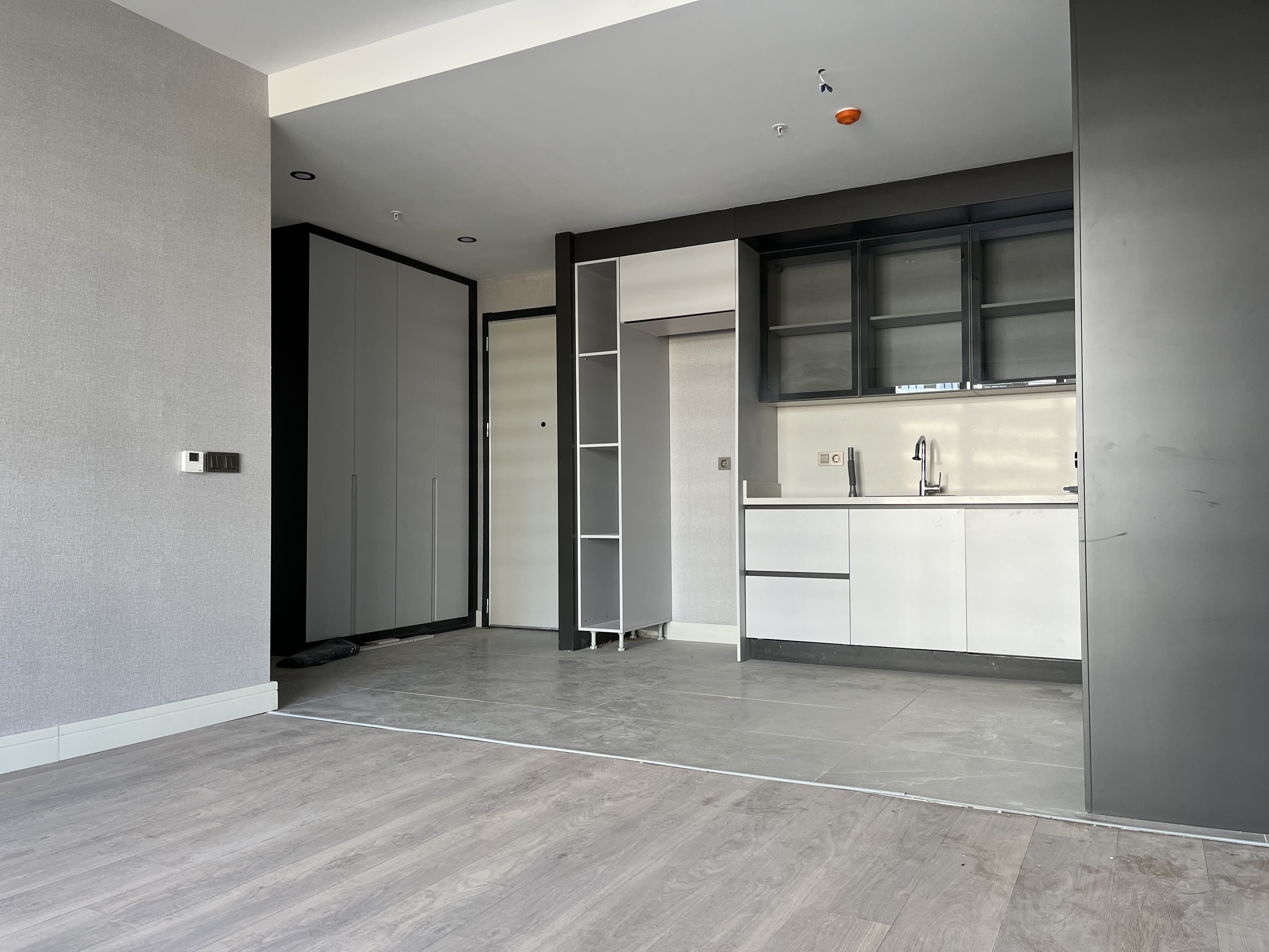 MARS ANKARA'DAN VELUX ANKARA'DA MESKEN BLOKLARINDA PEYZAJ MANZARALI KIRALIK 2+1 DAIRE