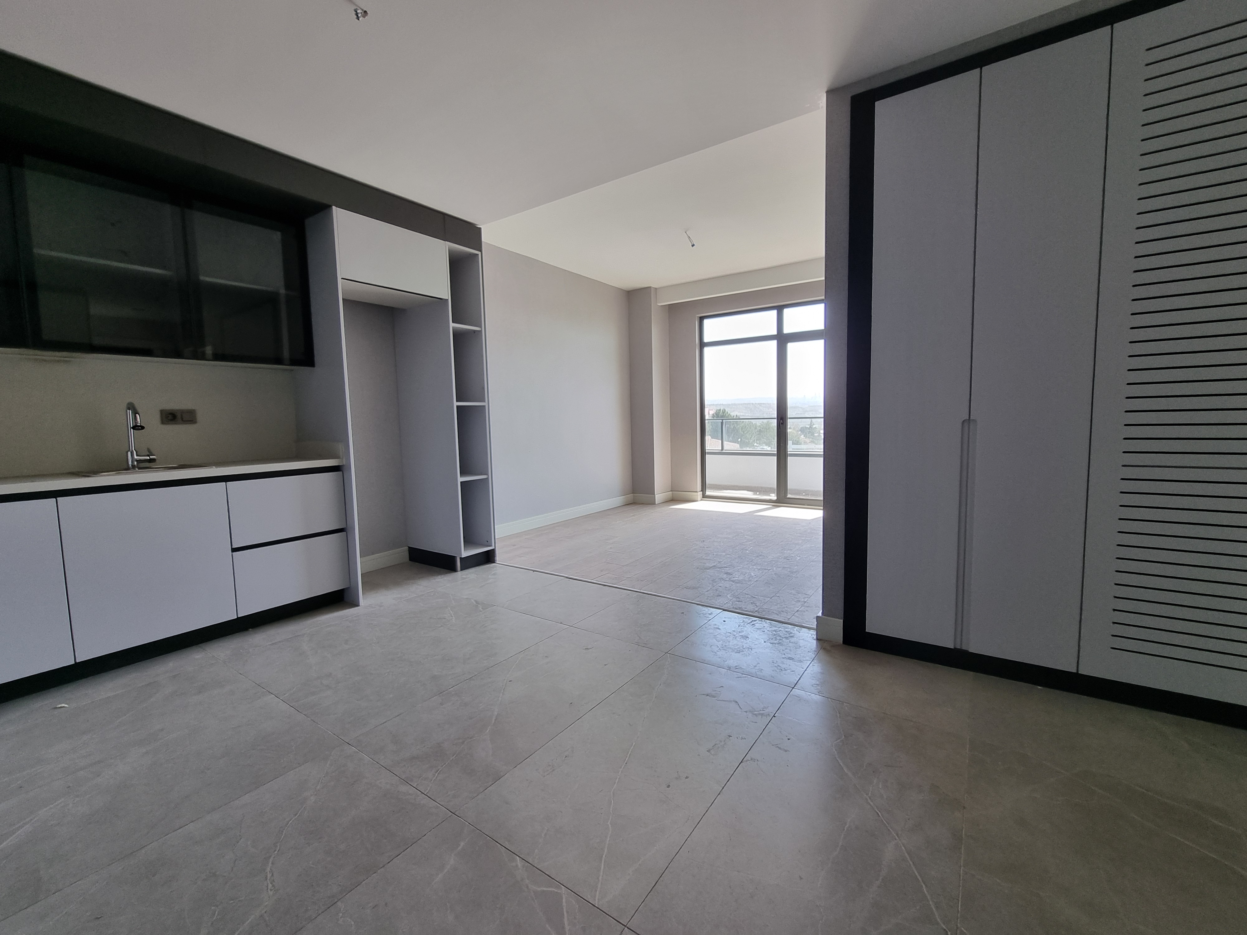 MARS ANKARA'DAN VELUX ANKARA'DA SEHIR MANZARALI KIRALIK 2+1 DAIRE