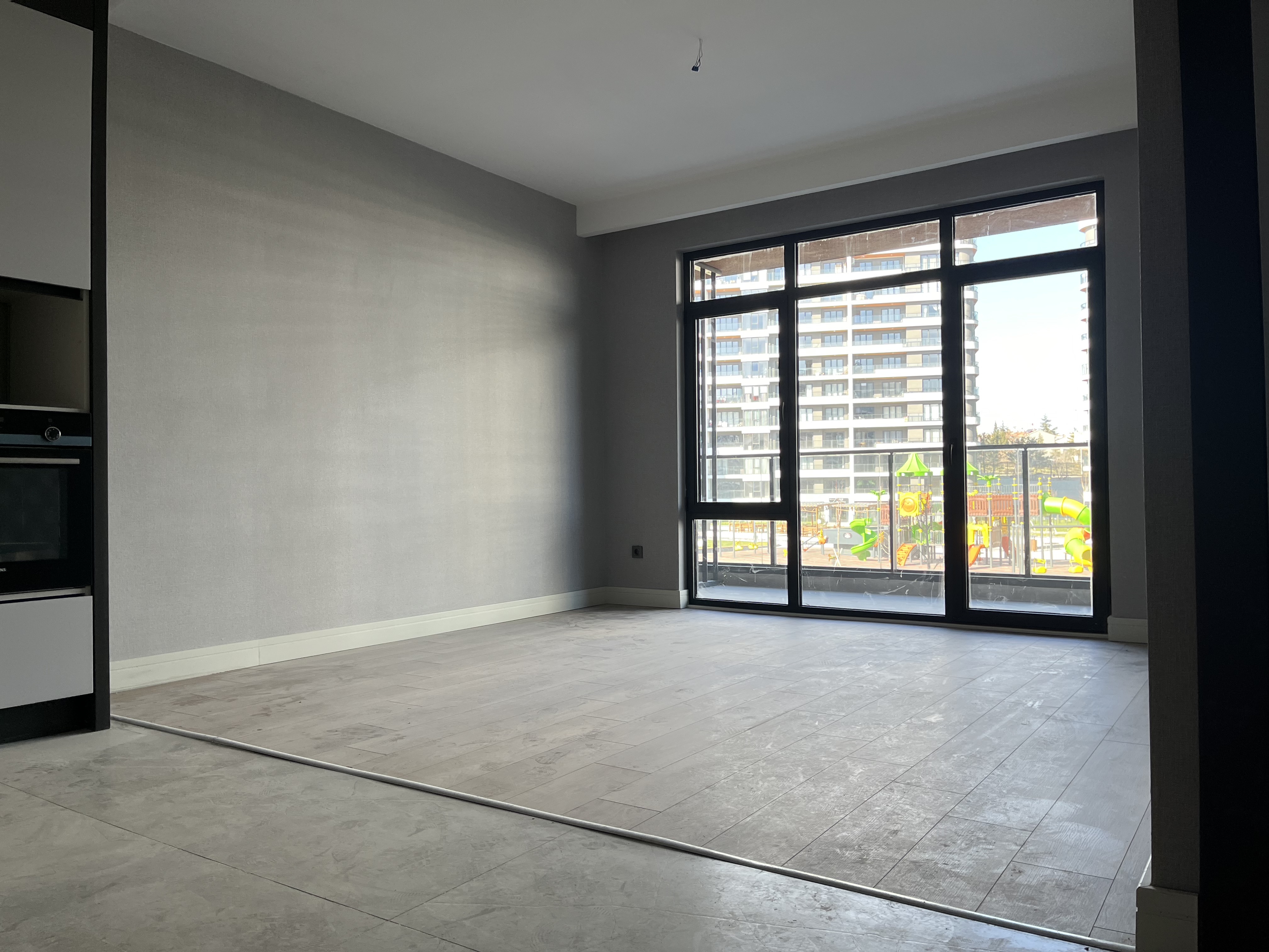 MARS ANKARA'DAN VELUX ANKARA'DA MESKEN BLOKLARINDA PEYZAJ MANZARALI KIRALIK 2+1 DAIRE