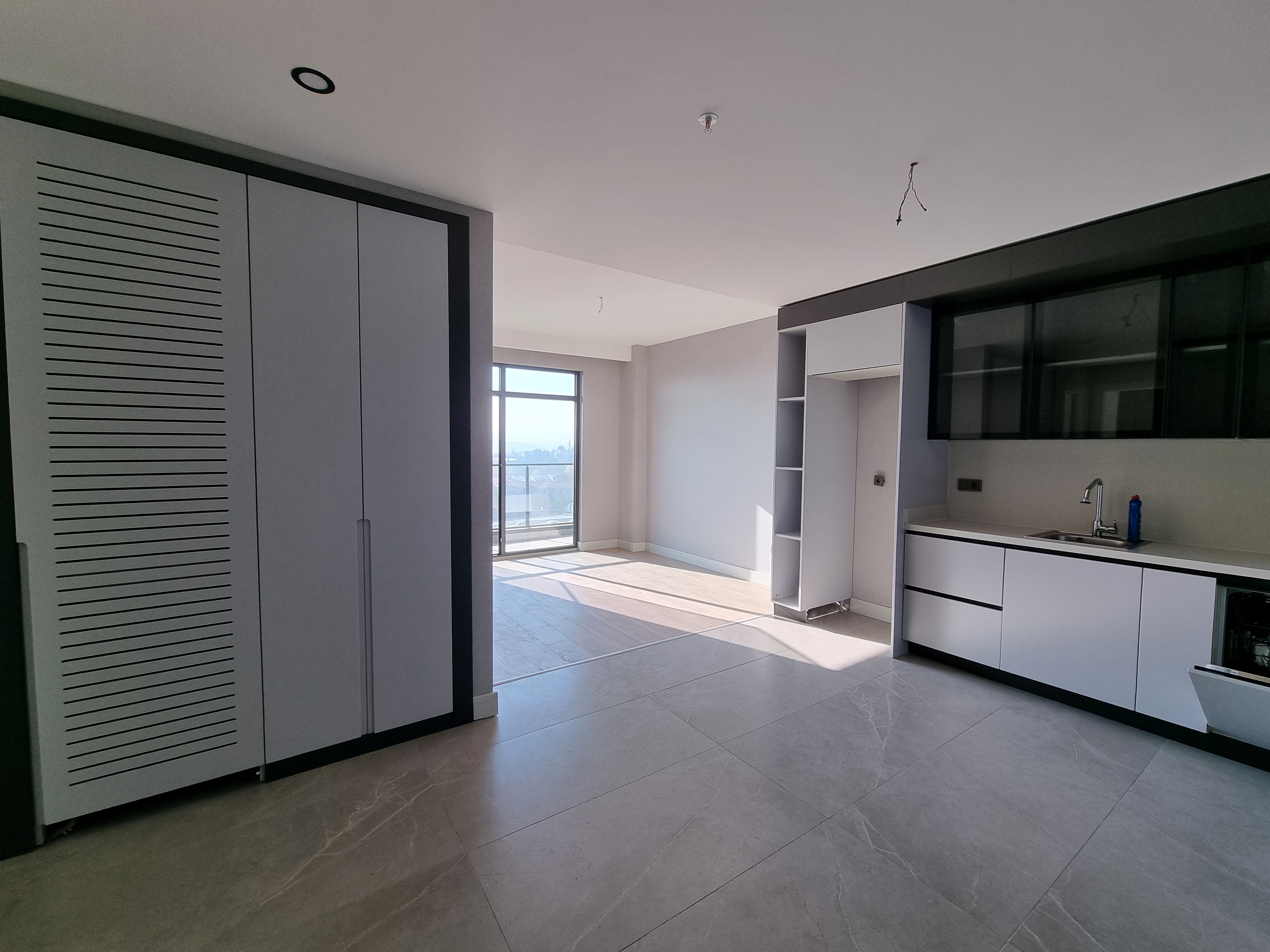 MARS ANKARA'DAN VELUX ANKARA'DA SEHIR MANZARALI KIRALIK 2+1 DAIRE