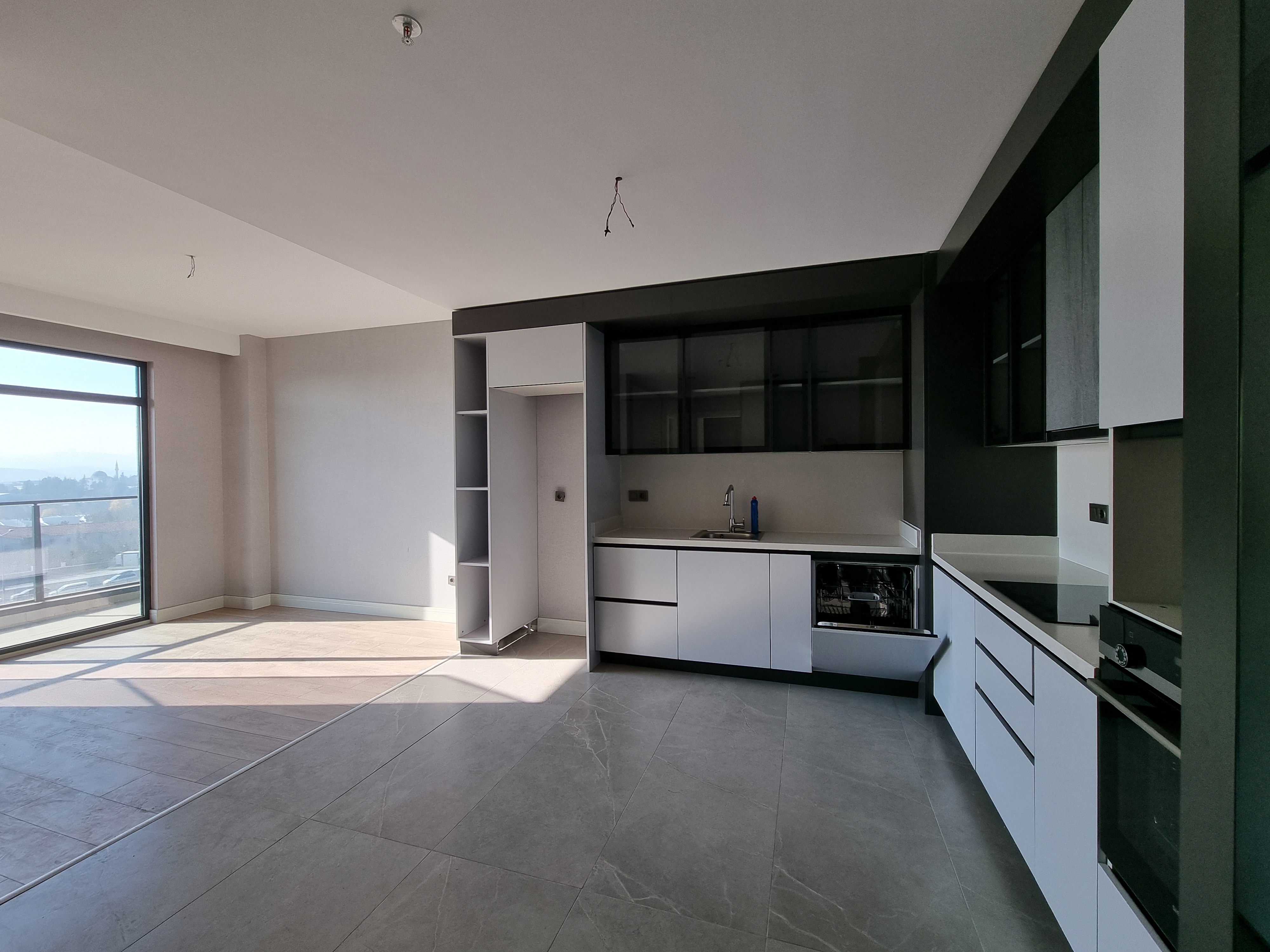 MARS ANKARA'DAN VELUX ANKARA'DA SEHIR MANZARALI KIRALIK 2+1 DAIRE