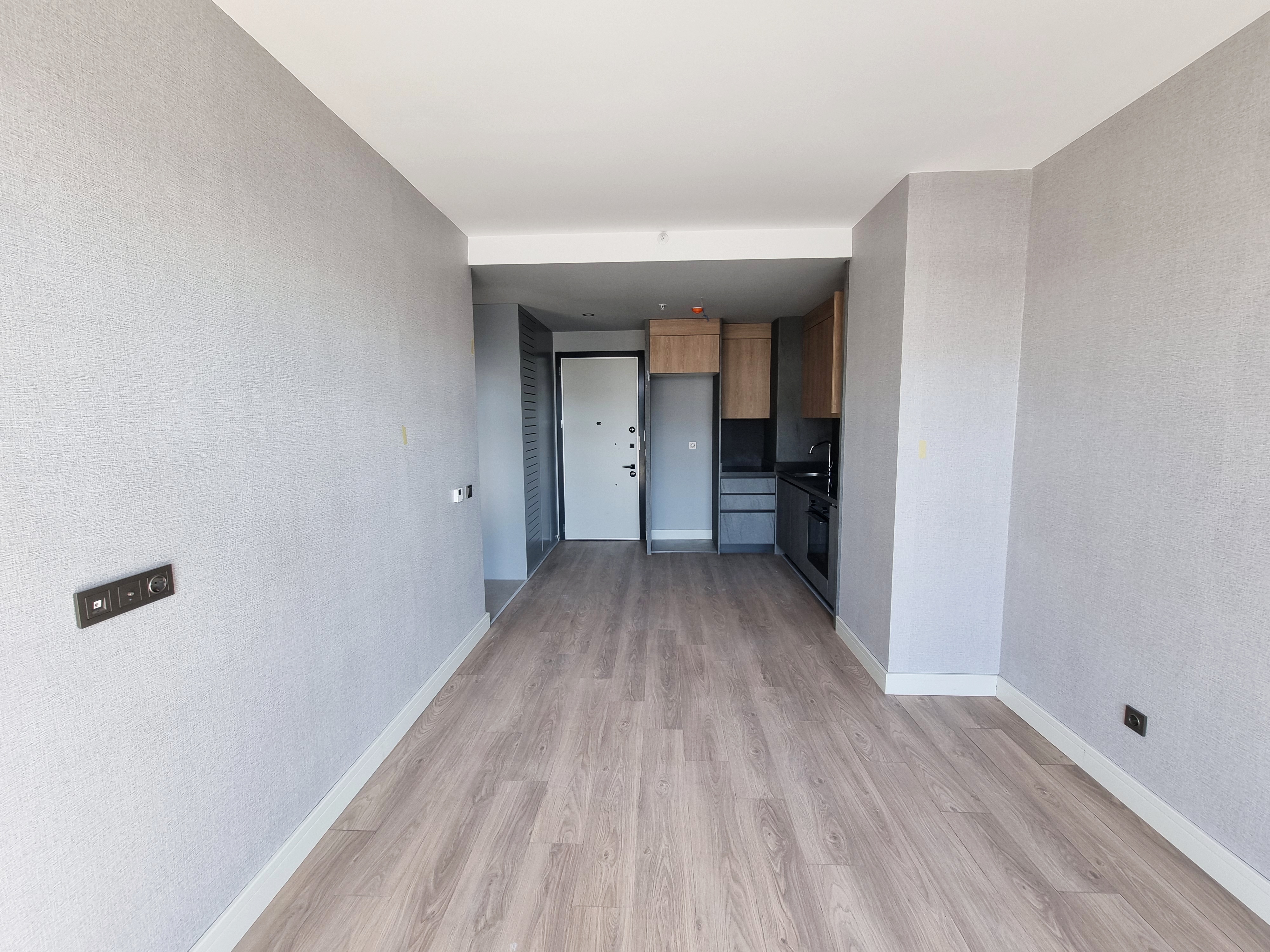 VELUX ANKARA'DA 6.KAT SEHIR MANZARALI KIRALIK 1+1 DAIRE