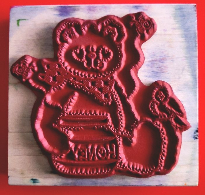 Darcie's Country Folk S0307 RARE Vintage Honey Bear Rubber Stamp