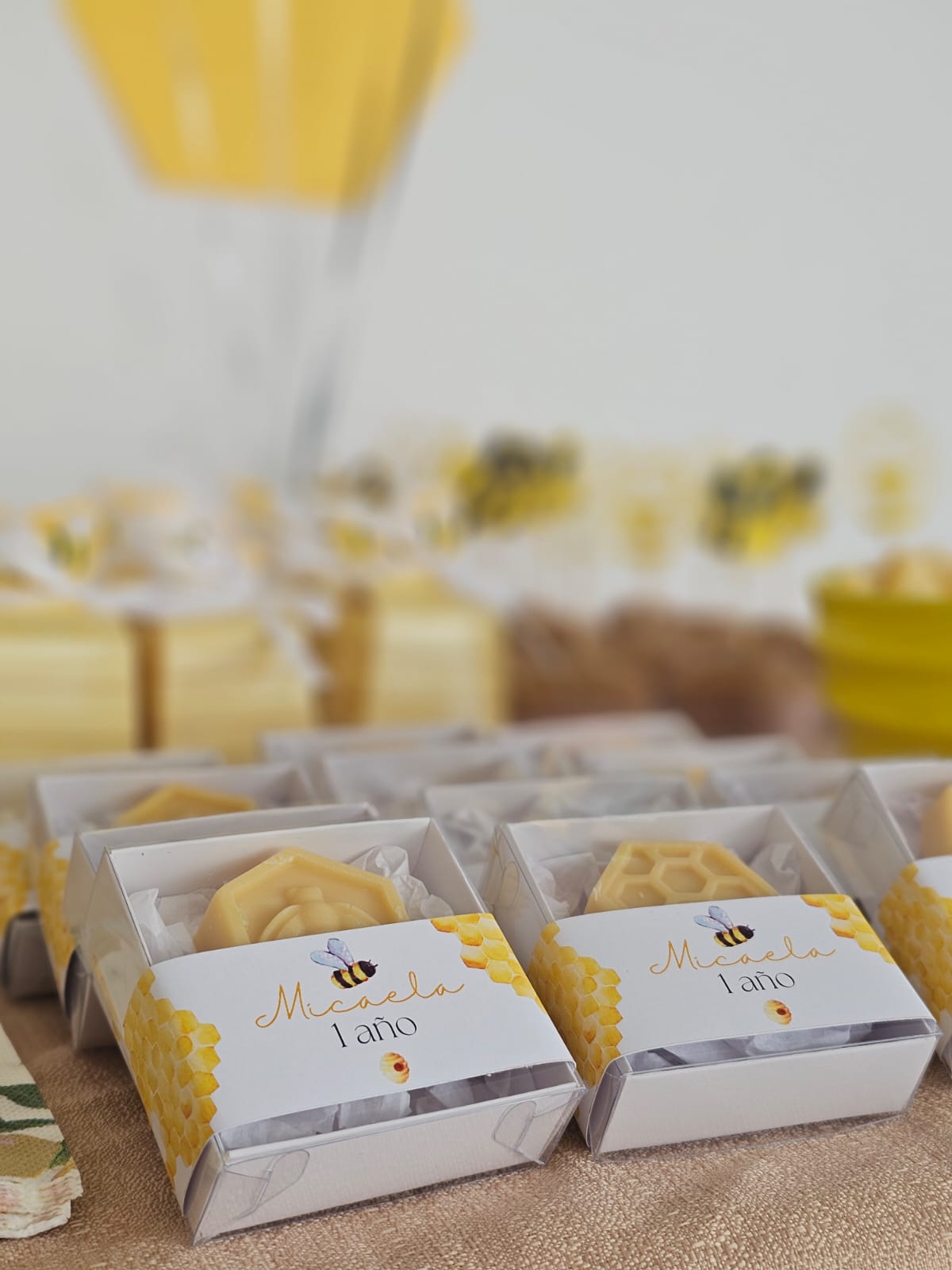 Honeycomb individual