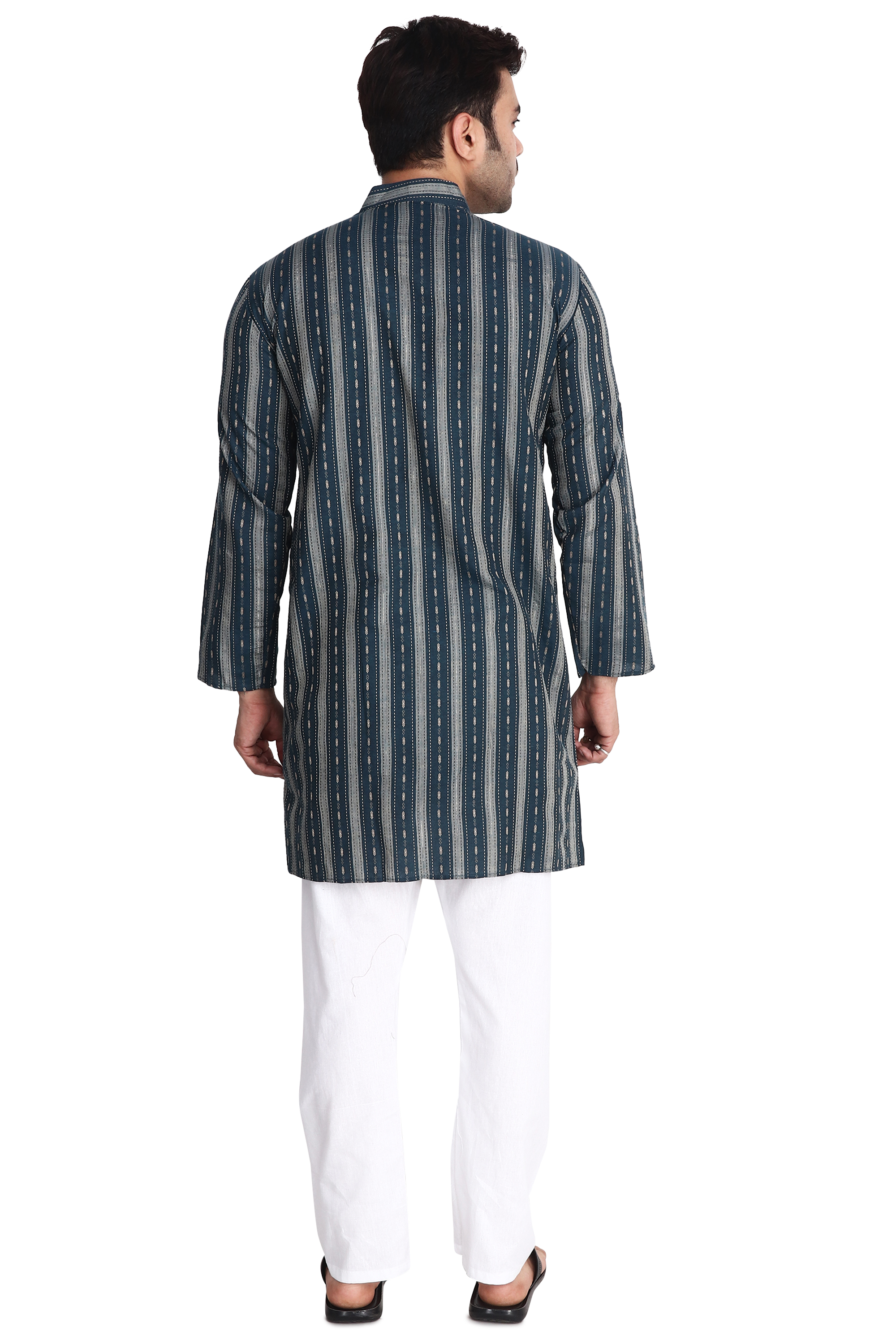 Aaryavar Men's Embroidered Premium Cotton - Motif Design Kurta - Teal Blue Color