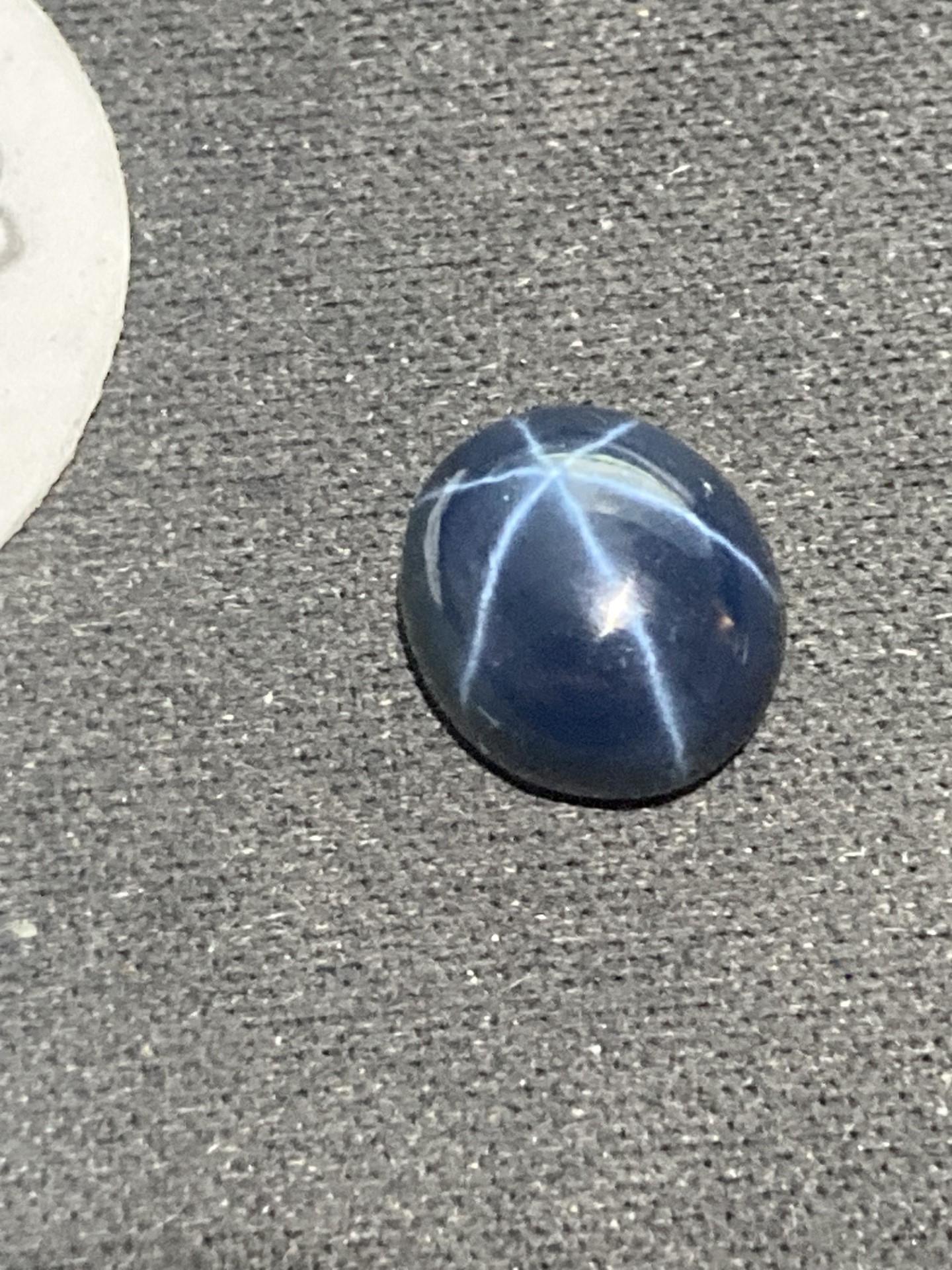 Blue Star Sapphire (Star TiO2 painted)
