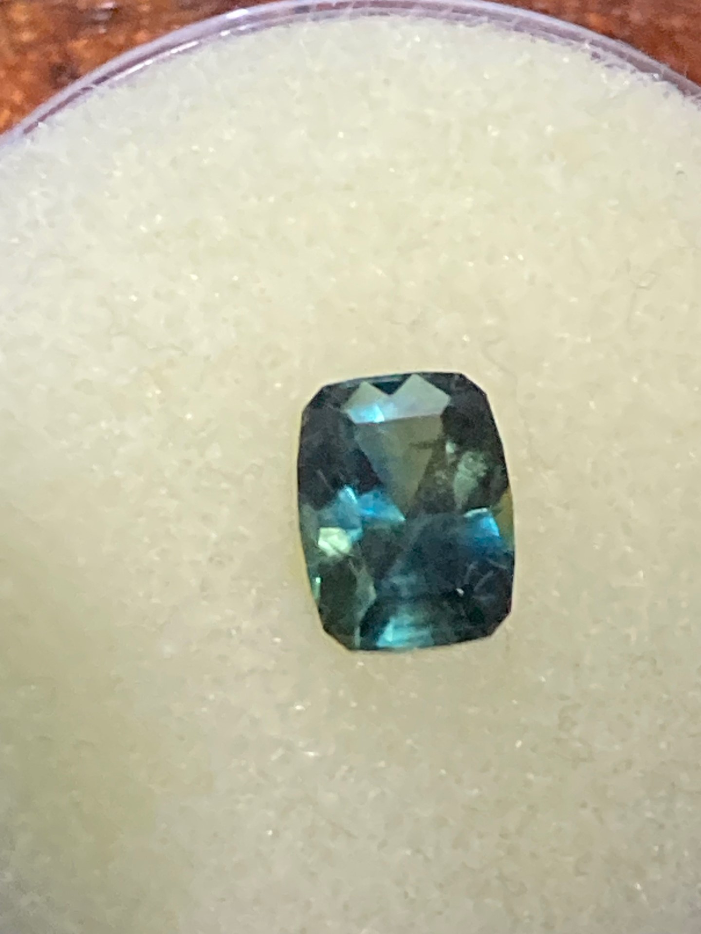 Sapphire -Rich Green Untreated
