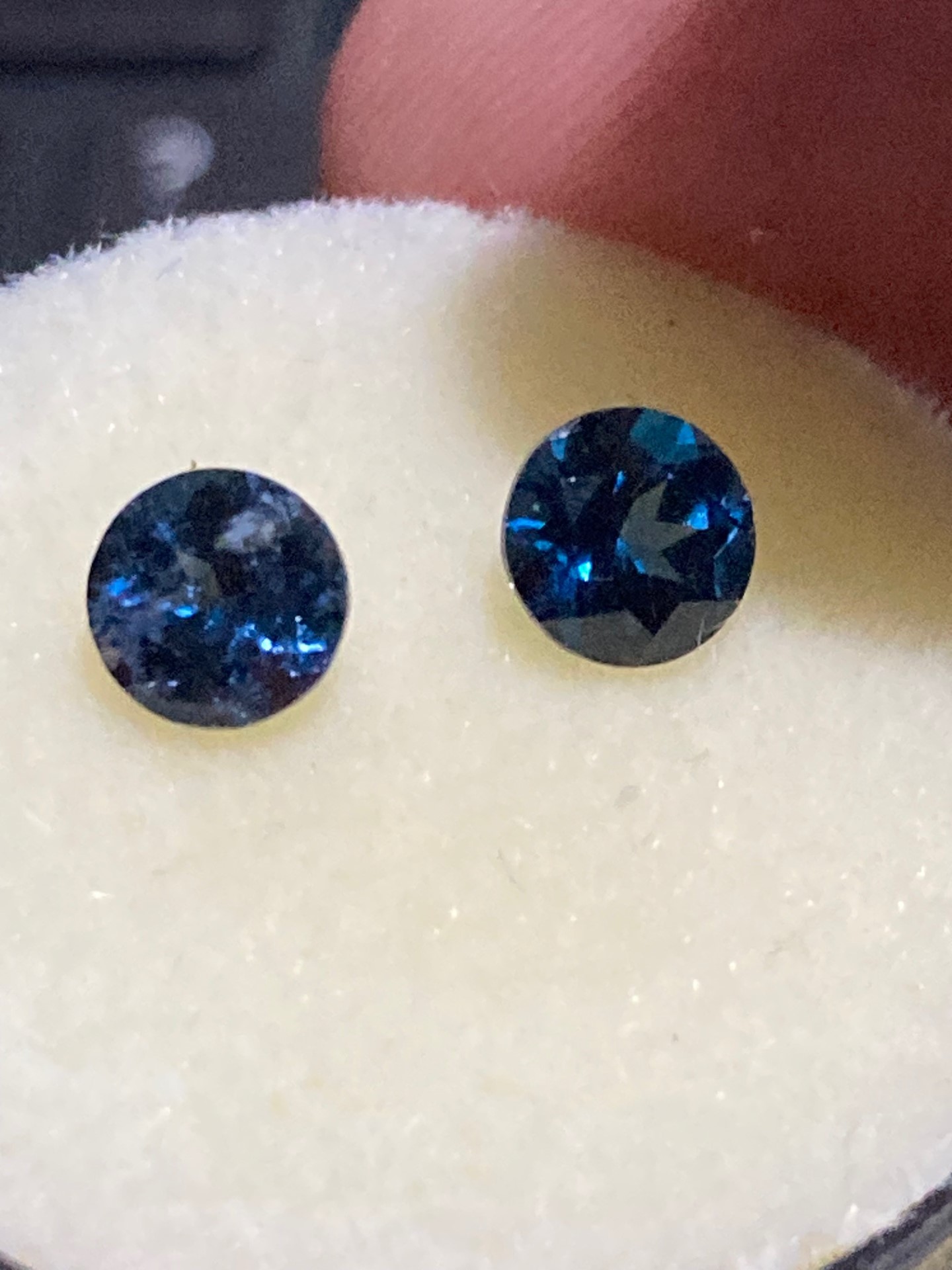 Spinel - deep Blue- Natural